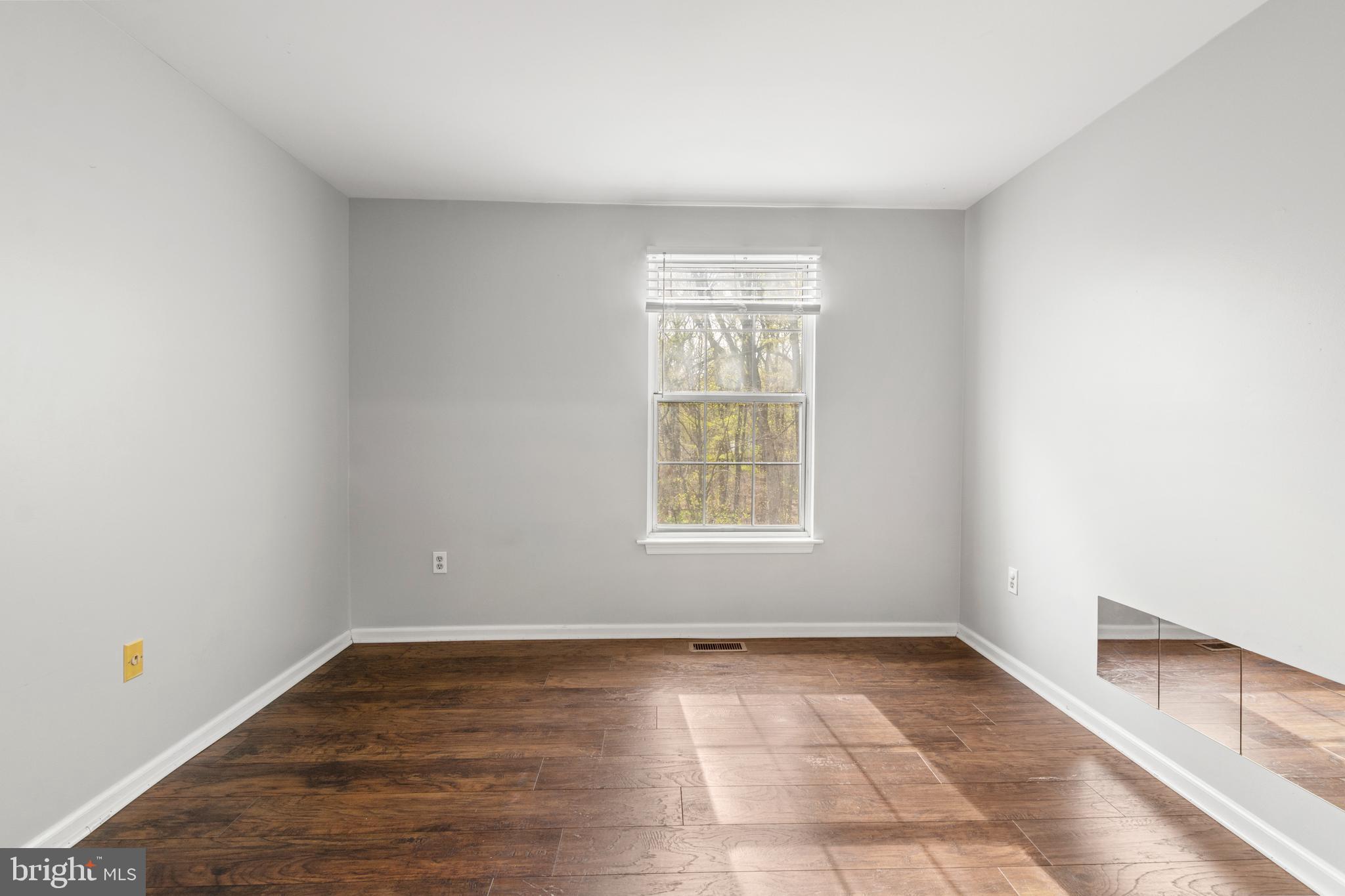 PADONIA COMPLEX - Residential