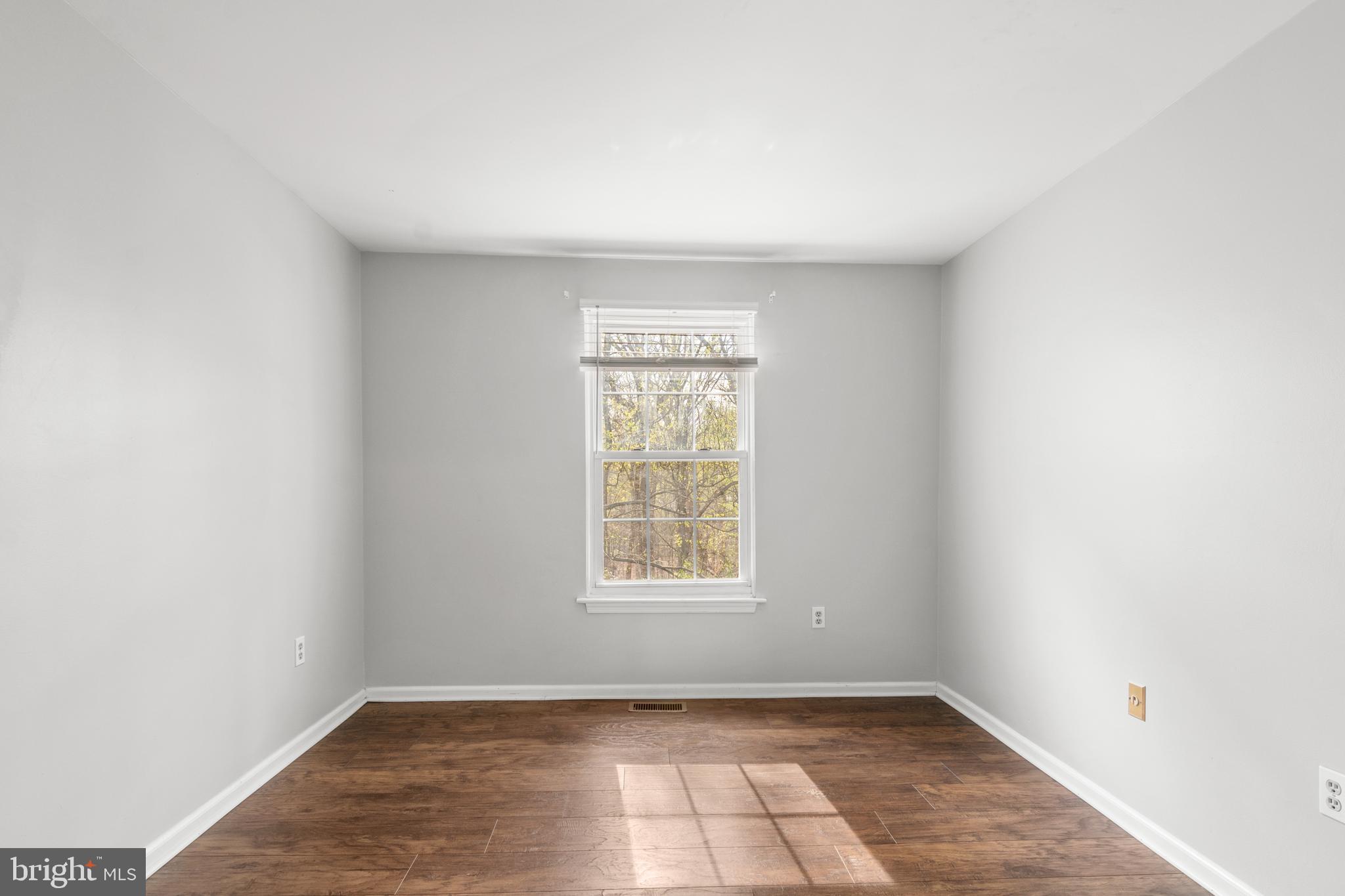 PADONIA COMPLEX - Residential