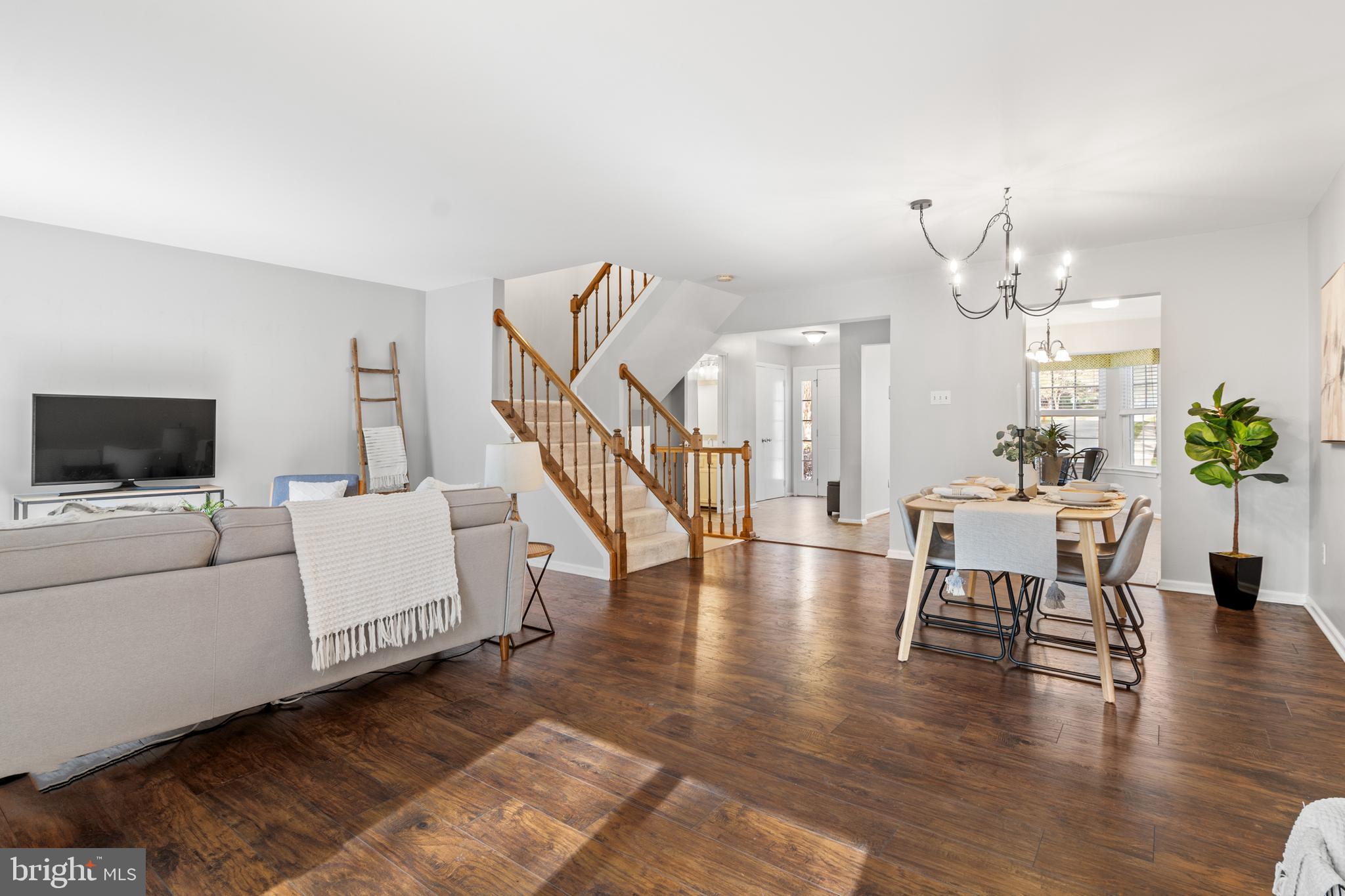 PADONIA COMPLEX - Residential