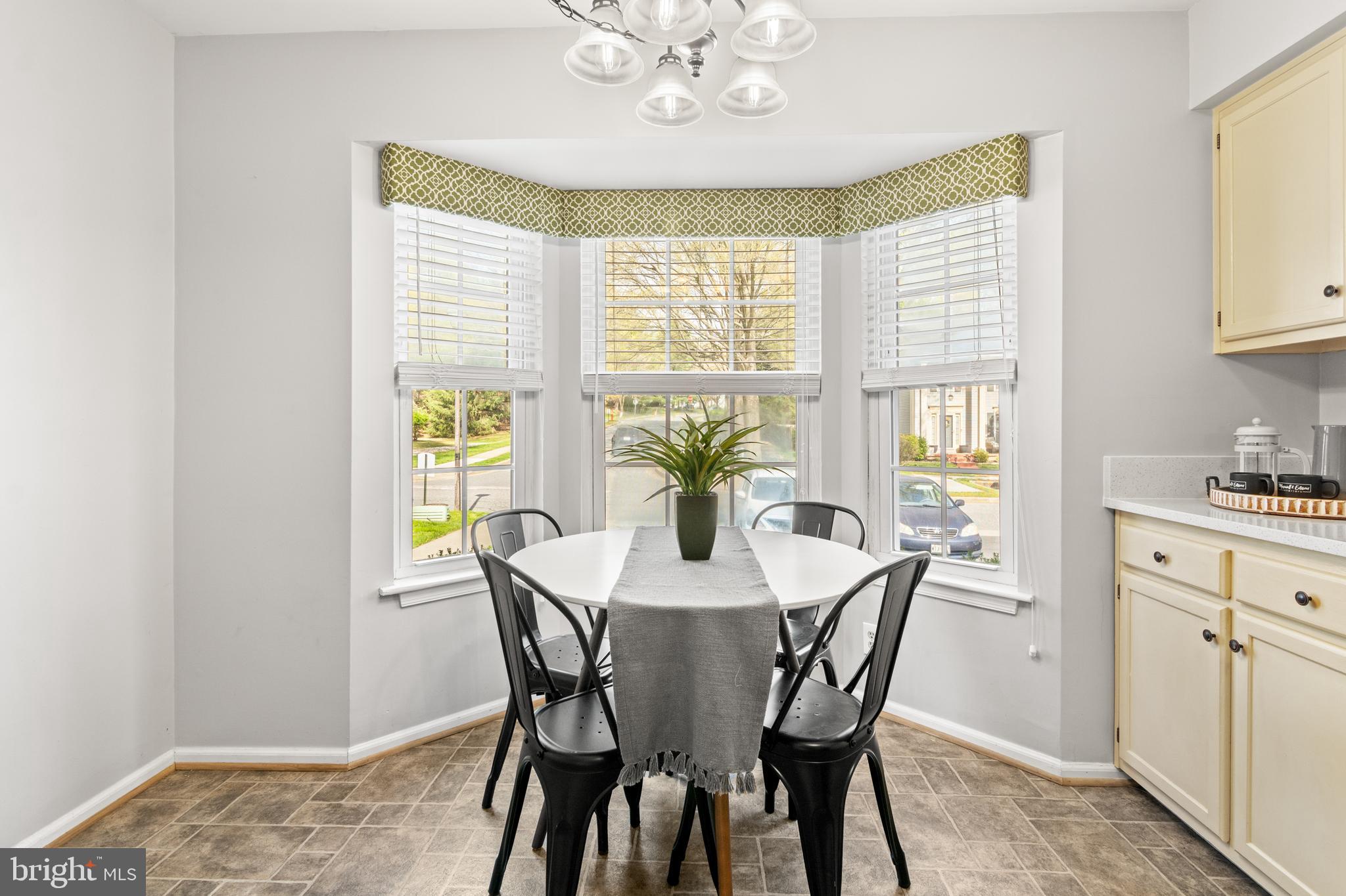 PADONIA COMPLEX - Residential