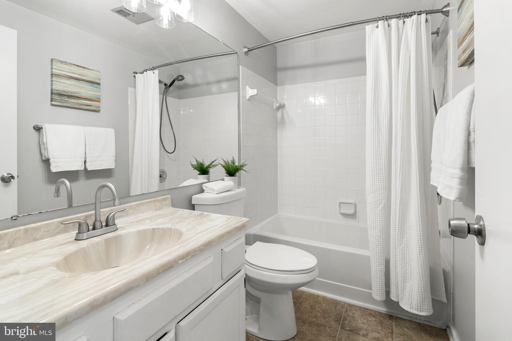 PADONIA COMPLEX - Residential