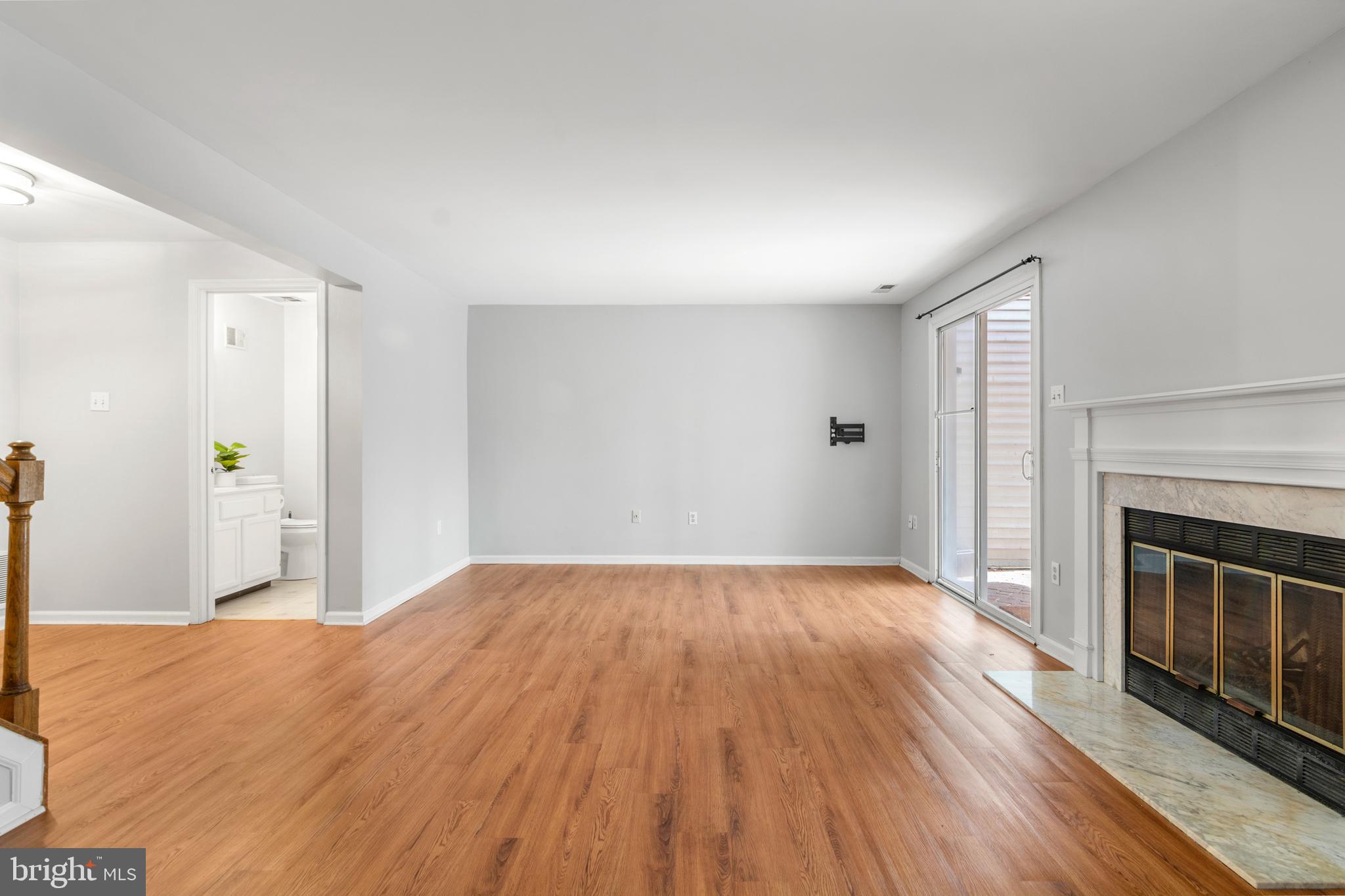 PADONIA COMPLEX - Residential