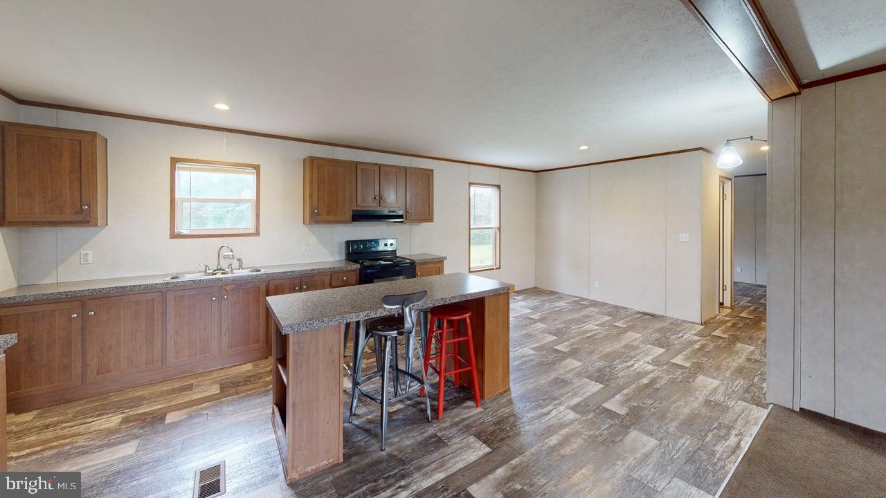 REEDS ADDITION - Residential