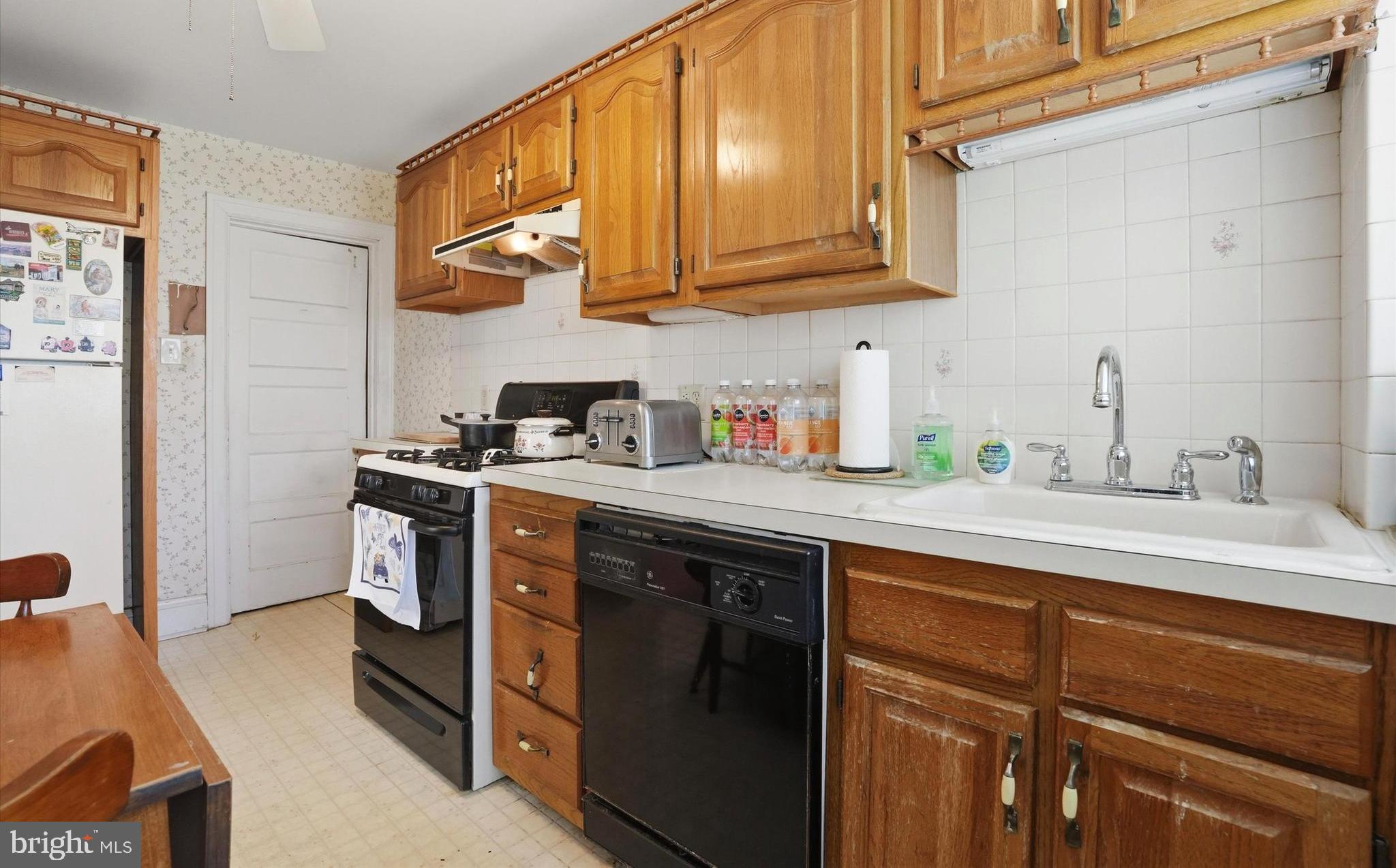 ARDMORE PARK - Residential