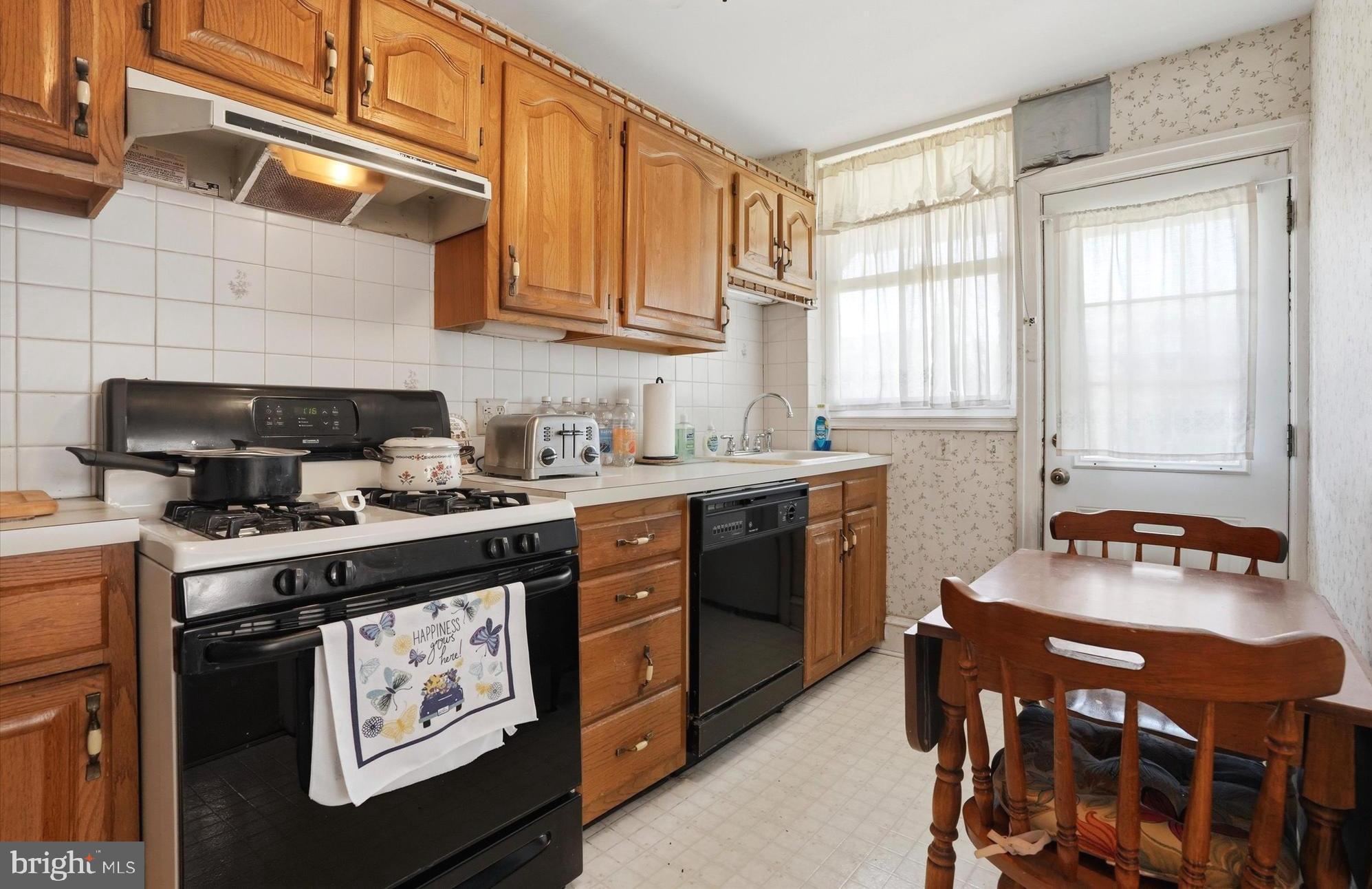 ARDMORE PARK - Residential