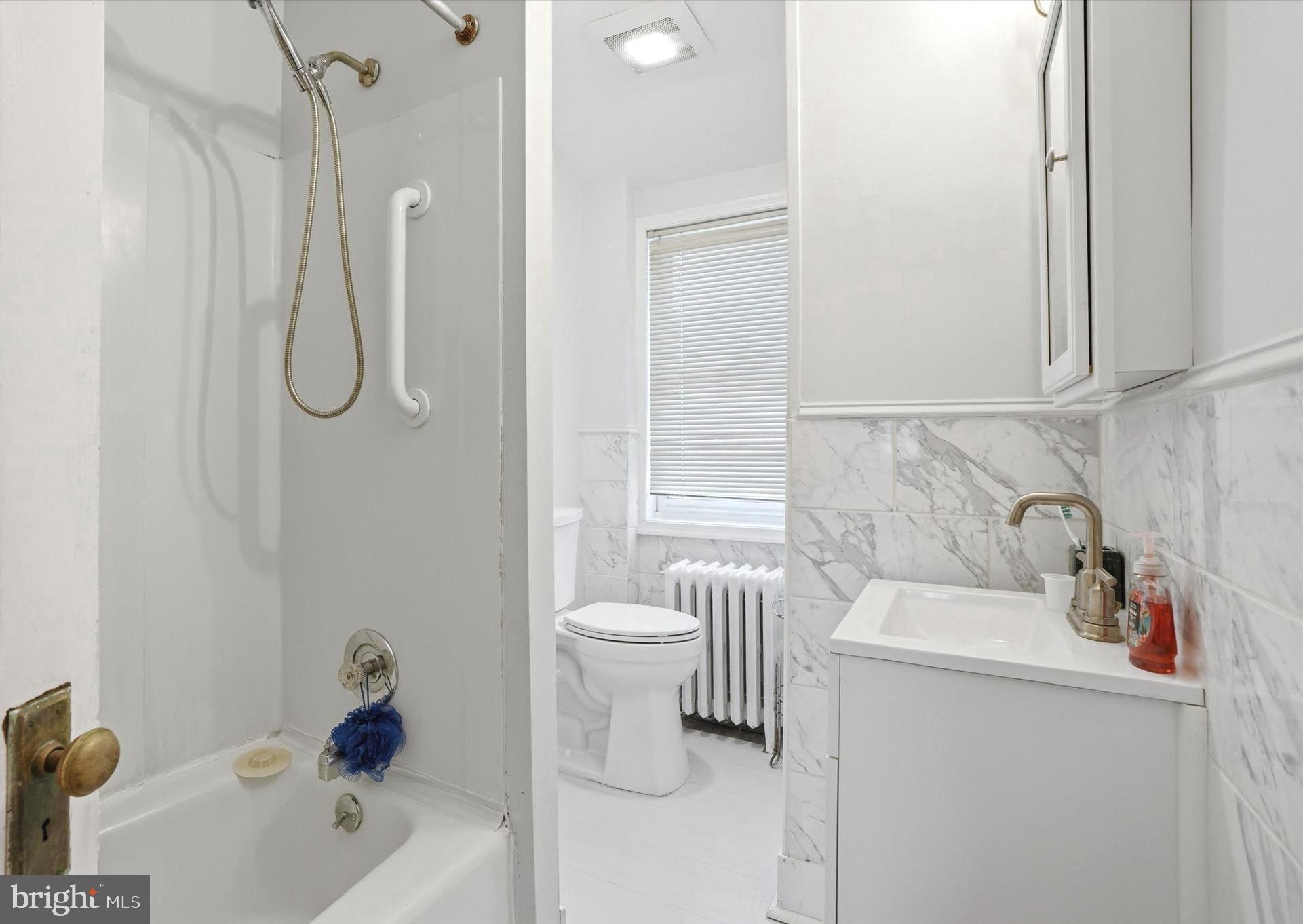 ARDMORE PARK - Residential