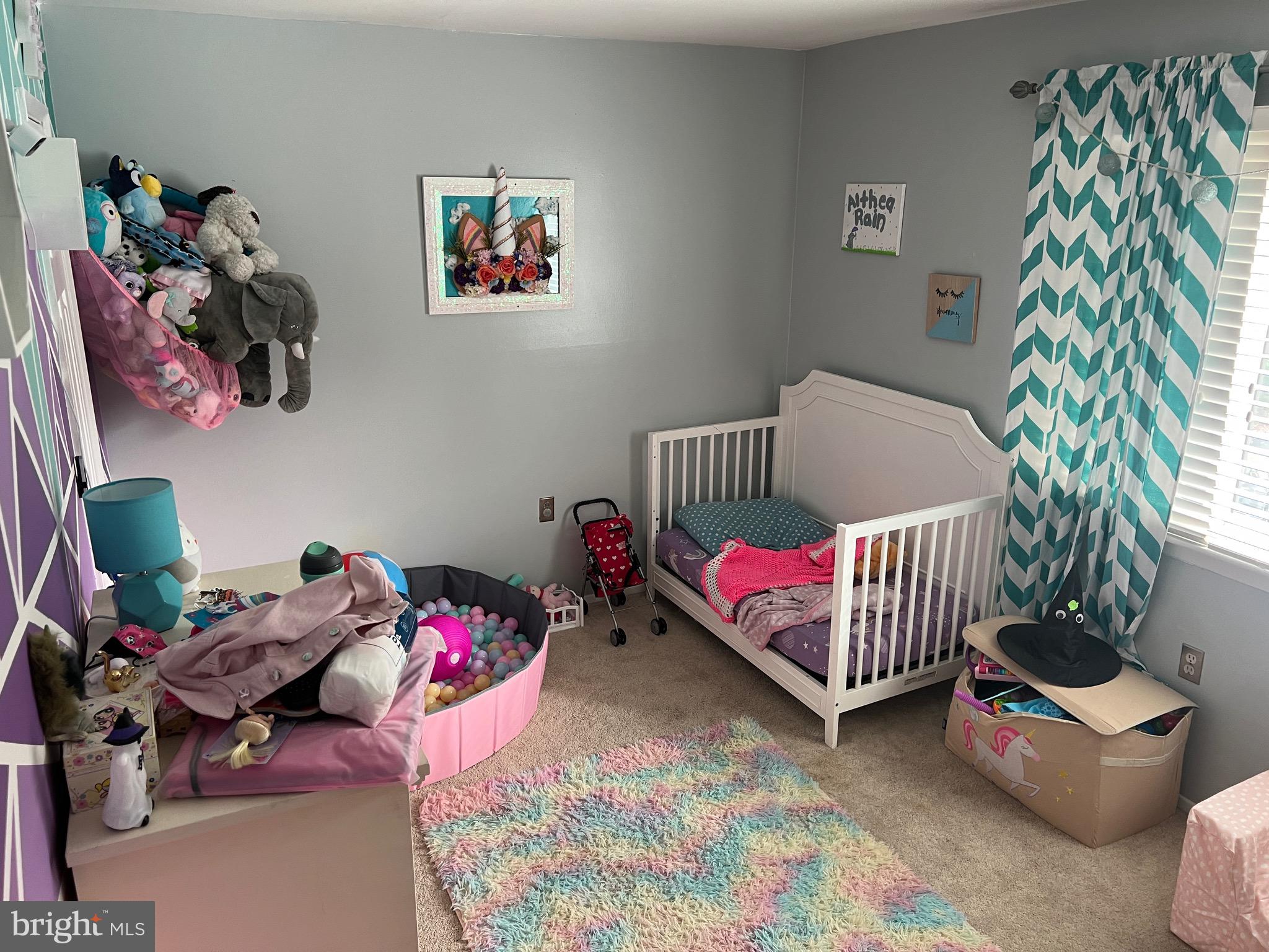 BAY HILLS - Residential