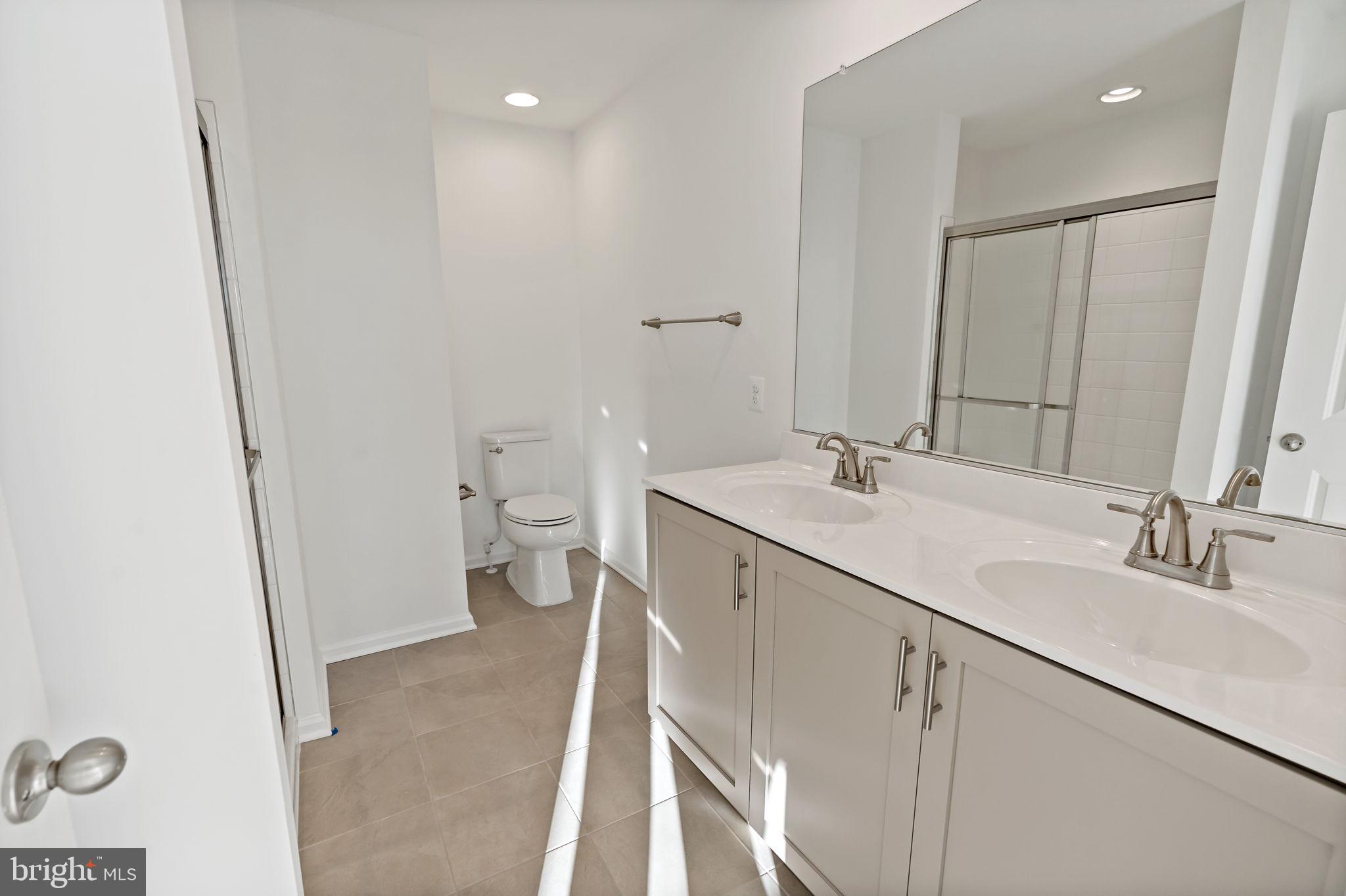 SOUTH BROOK - Residential