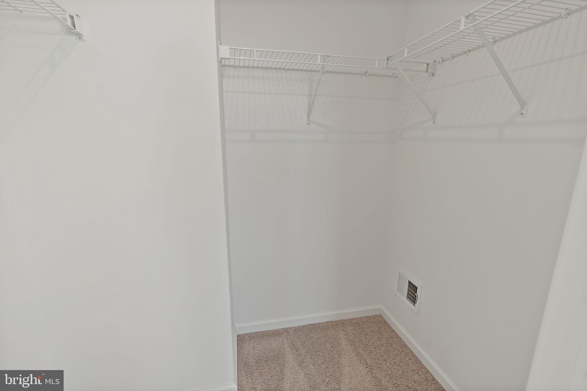 SOUTH BROOK - Residential