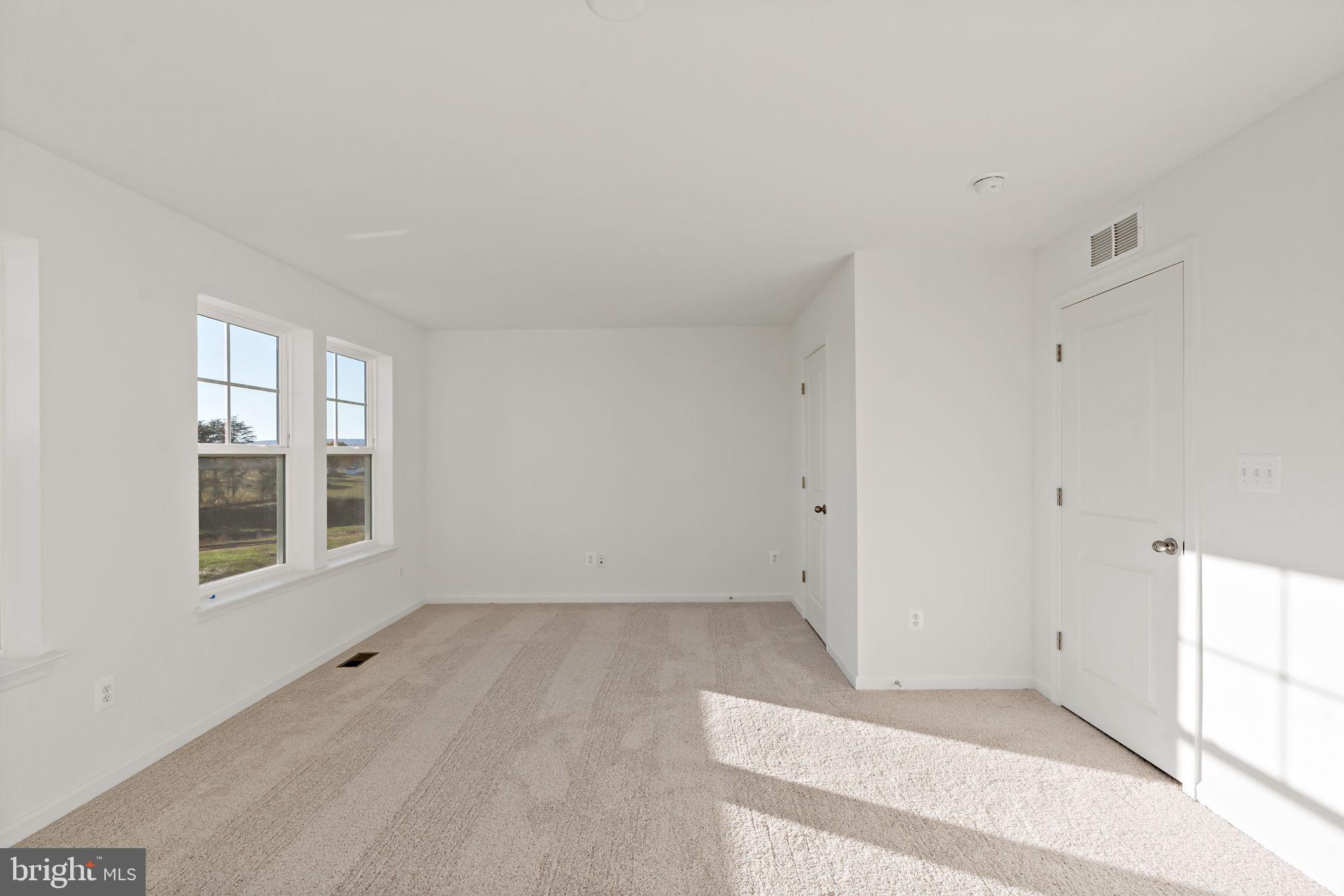 SOUTH BROOK - Residential