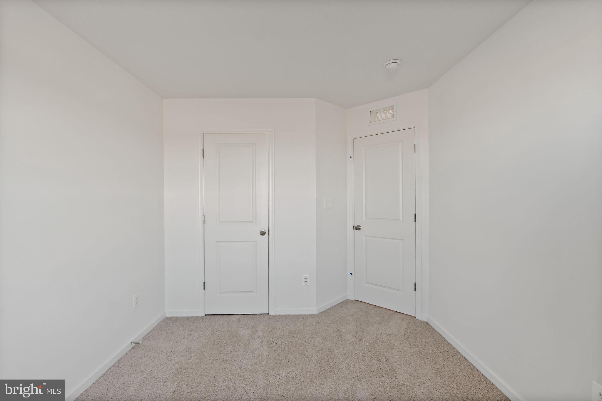 SOUTH BROOK - Residential