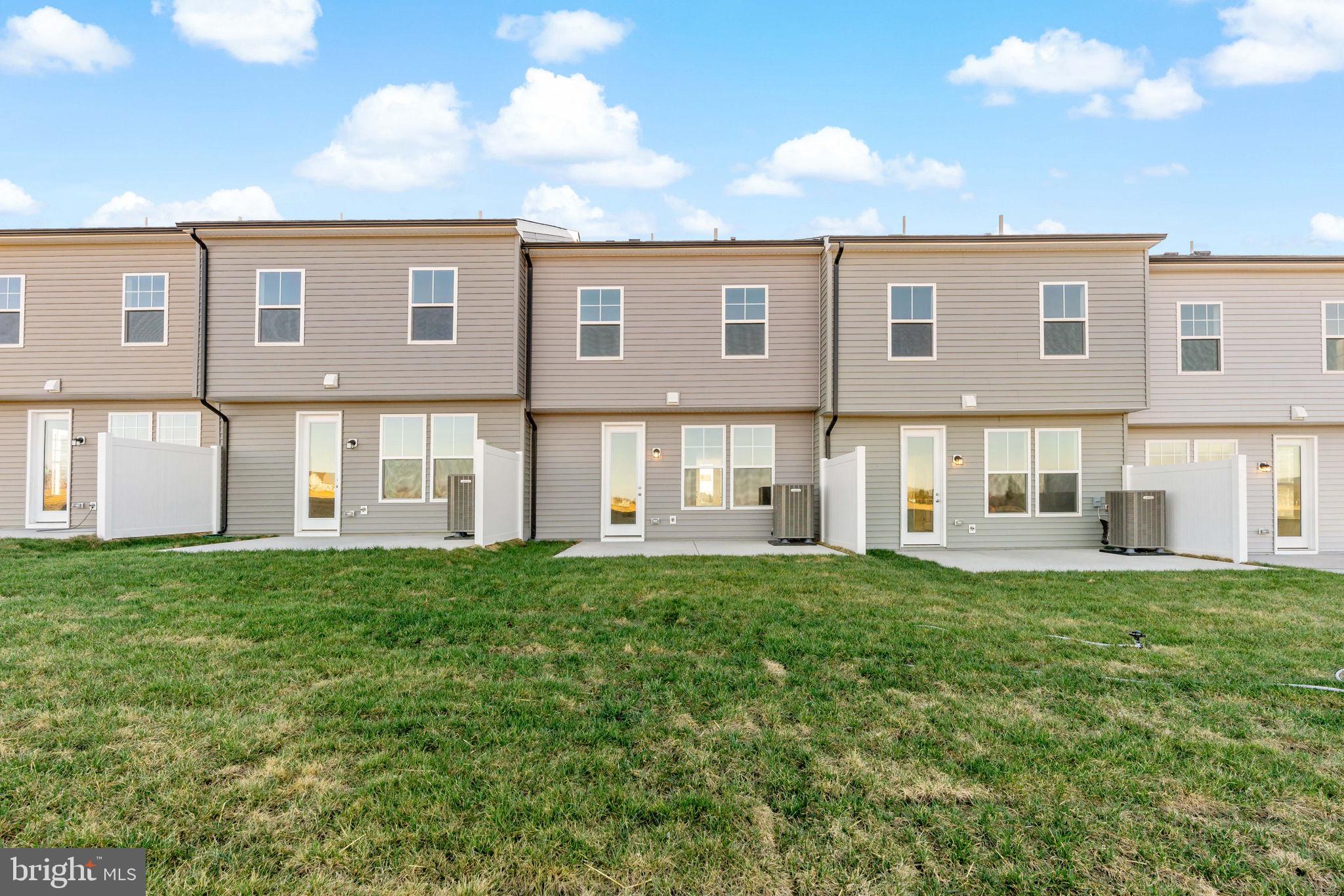 SOUTH BROOK - Residential