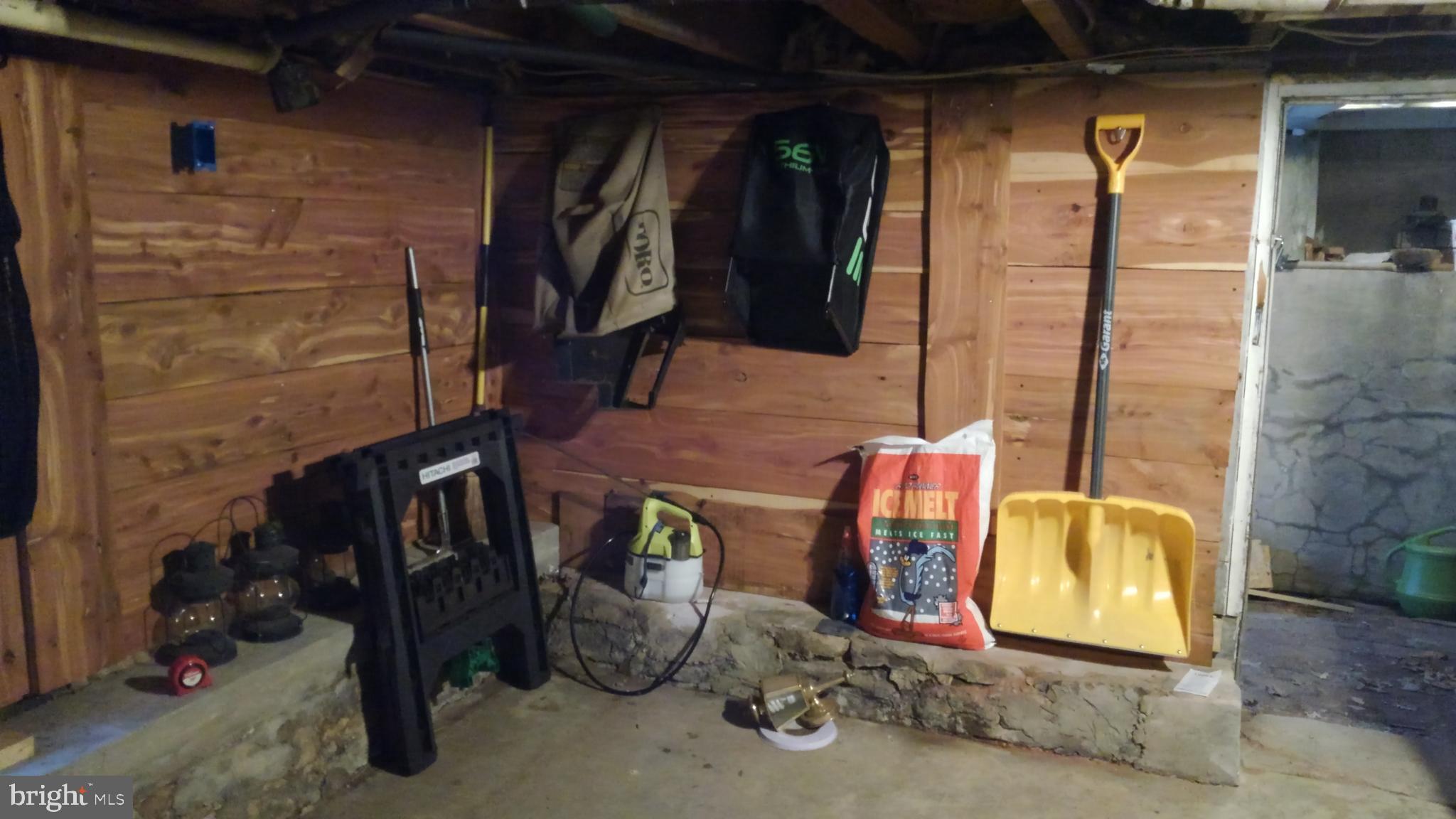 PINE GROVE - Residential