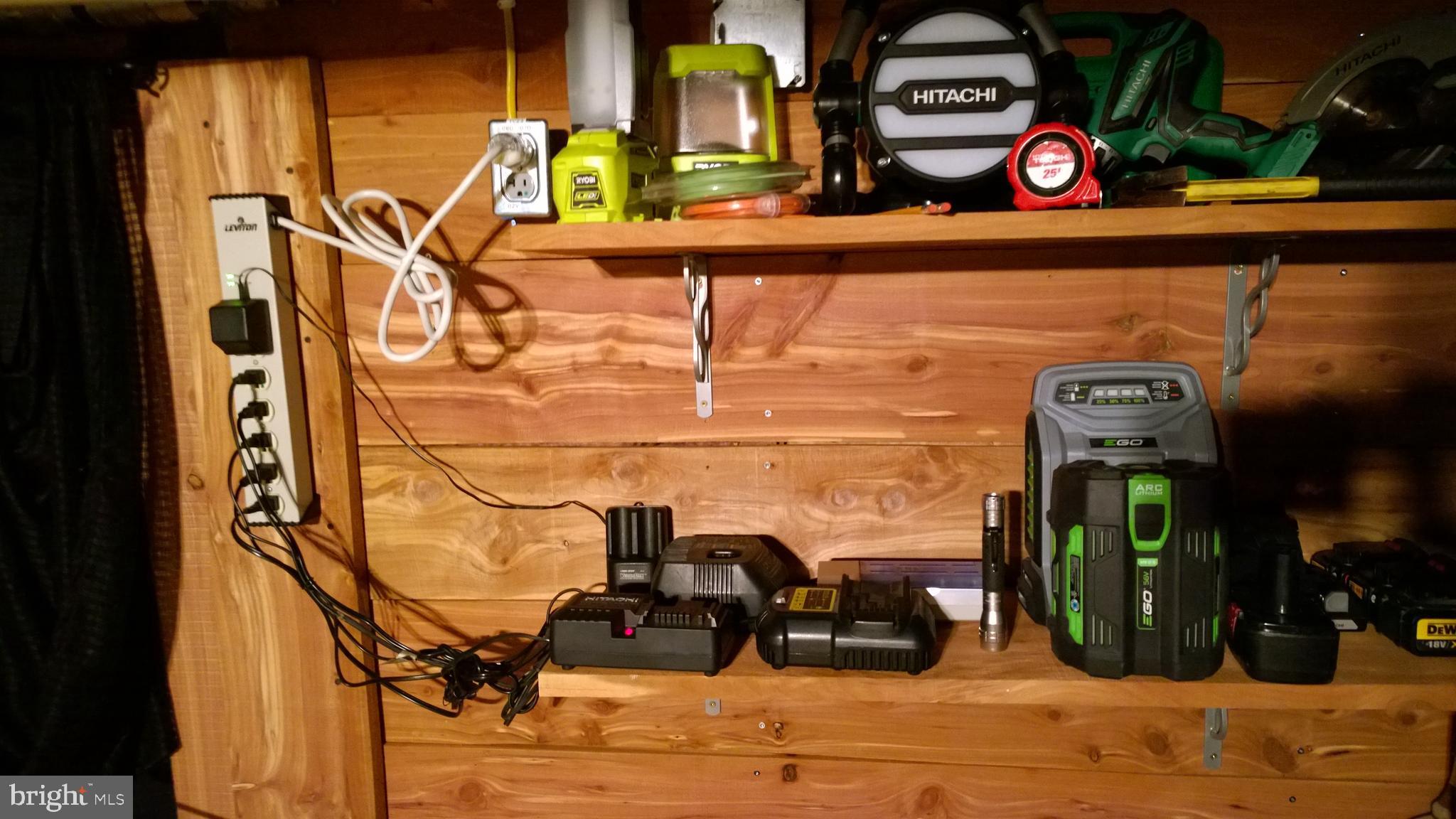 PINE GROVE - Residential