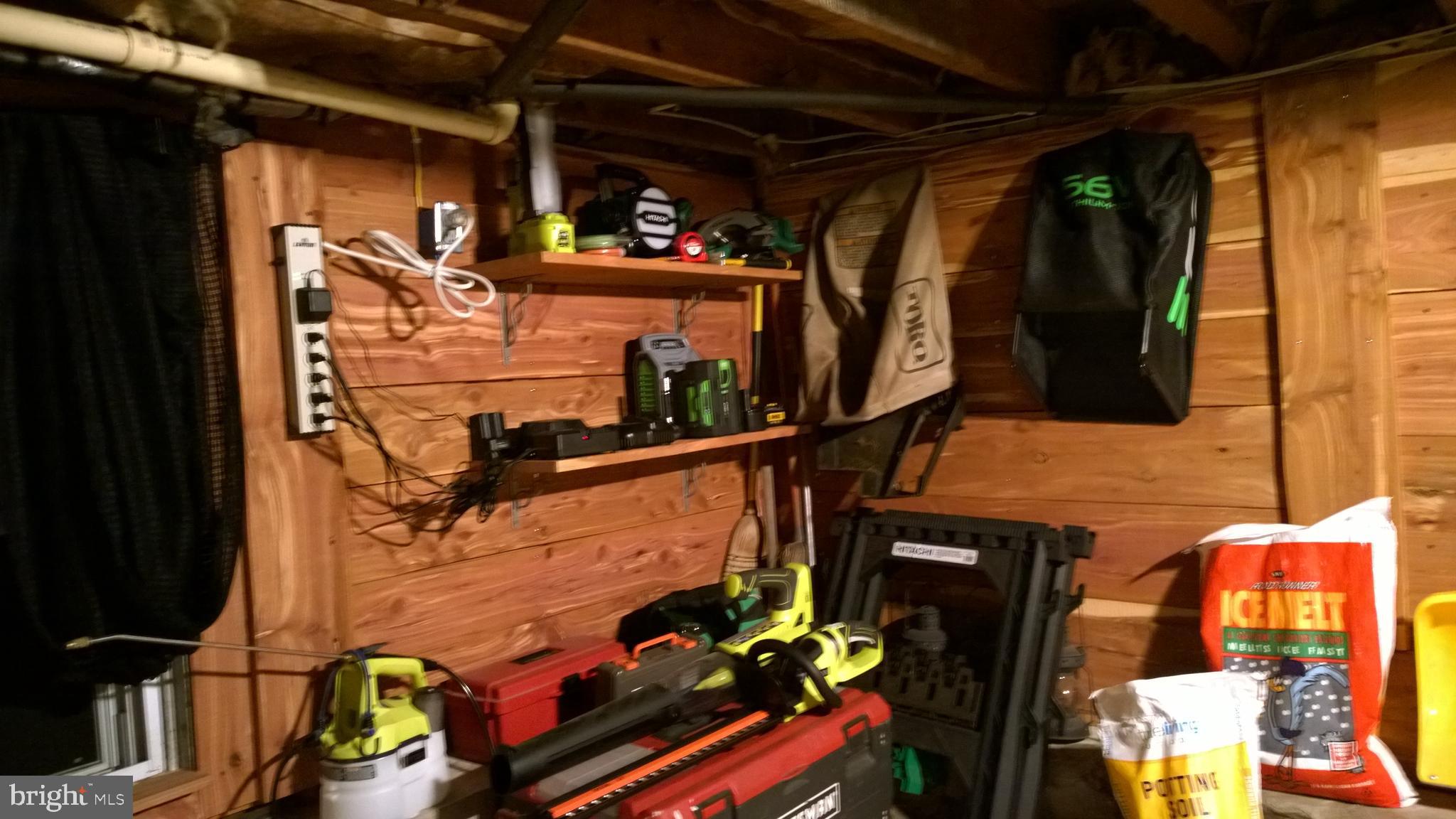 PINE GROVE - Residential