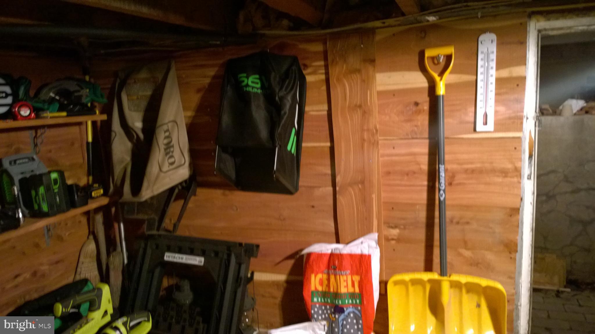 PINE GROVE - Residential