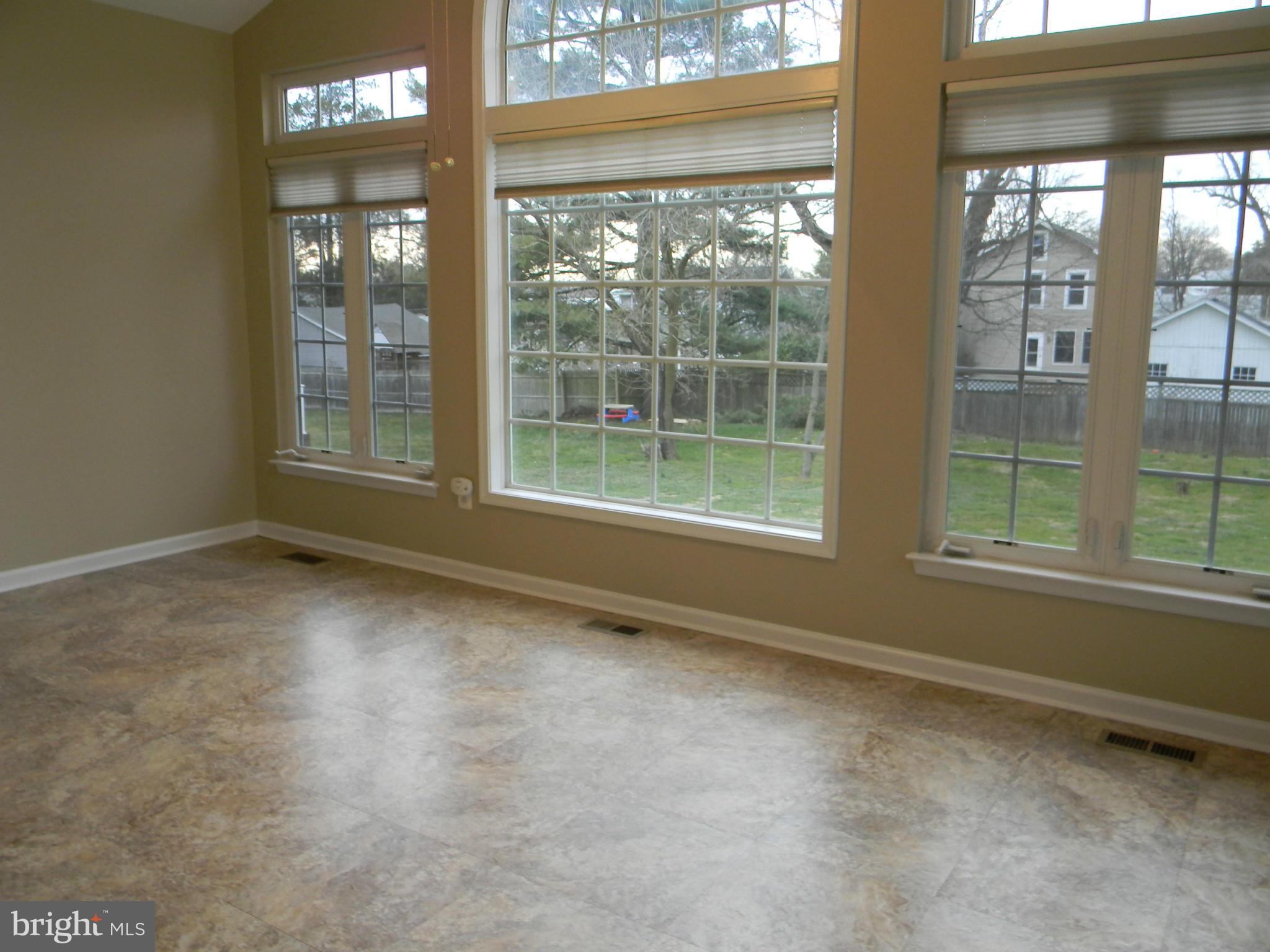 RISING HILLS - Residential