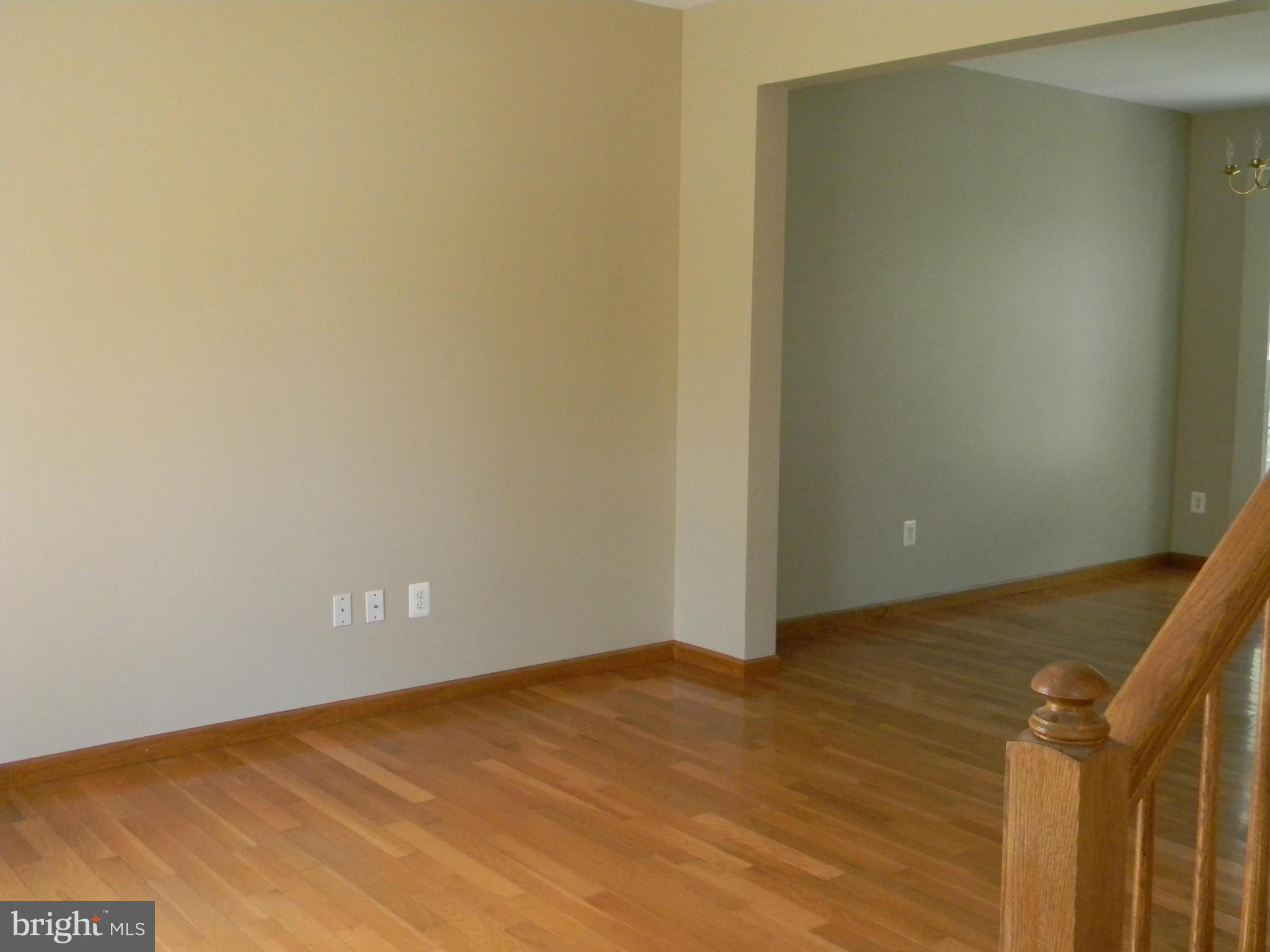 RISING HILLS - Residential