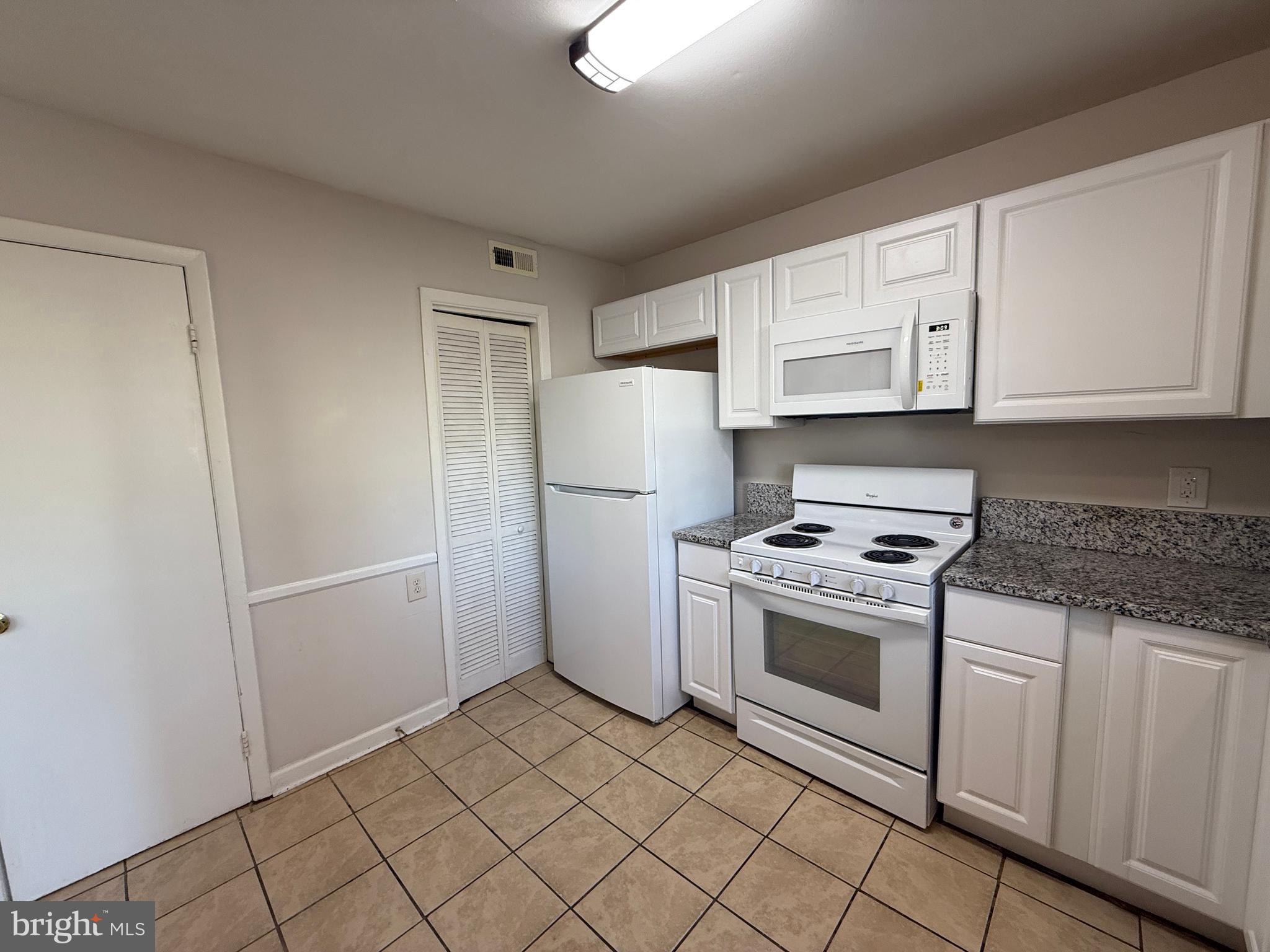 OLDE FORGE - Residential Lease