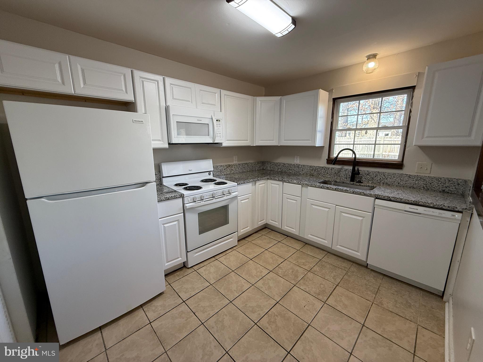 OLDE FORGE - Residential Lease