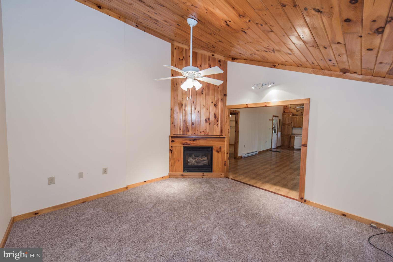 SLEEPY CREEK FOREST - Residential