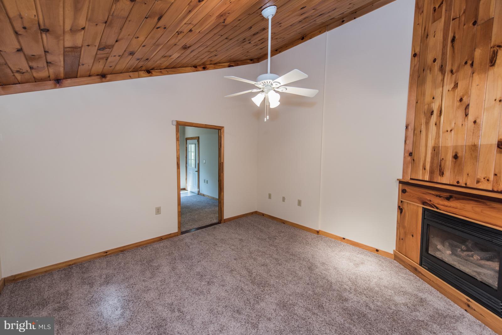 SLEEPY CREEK FOREST - Residential