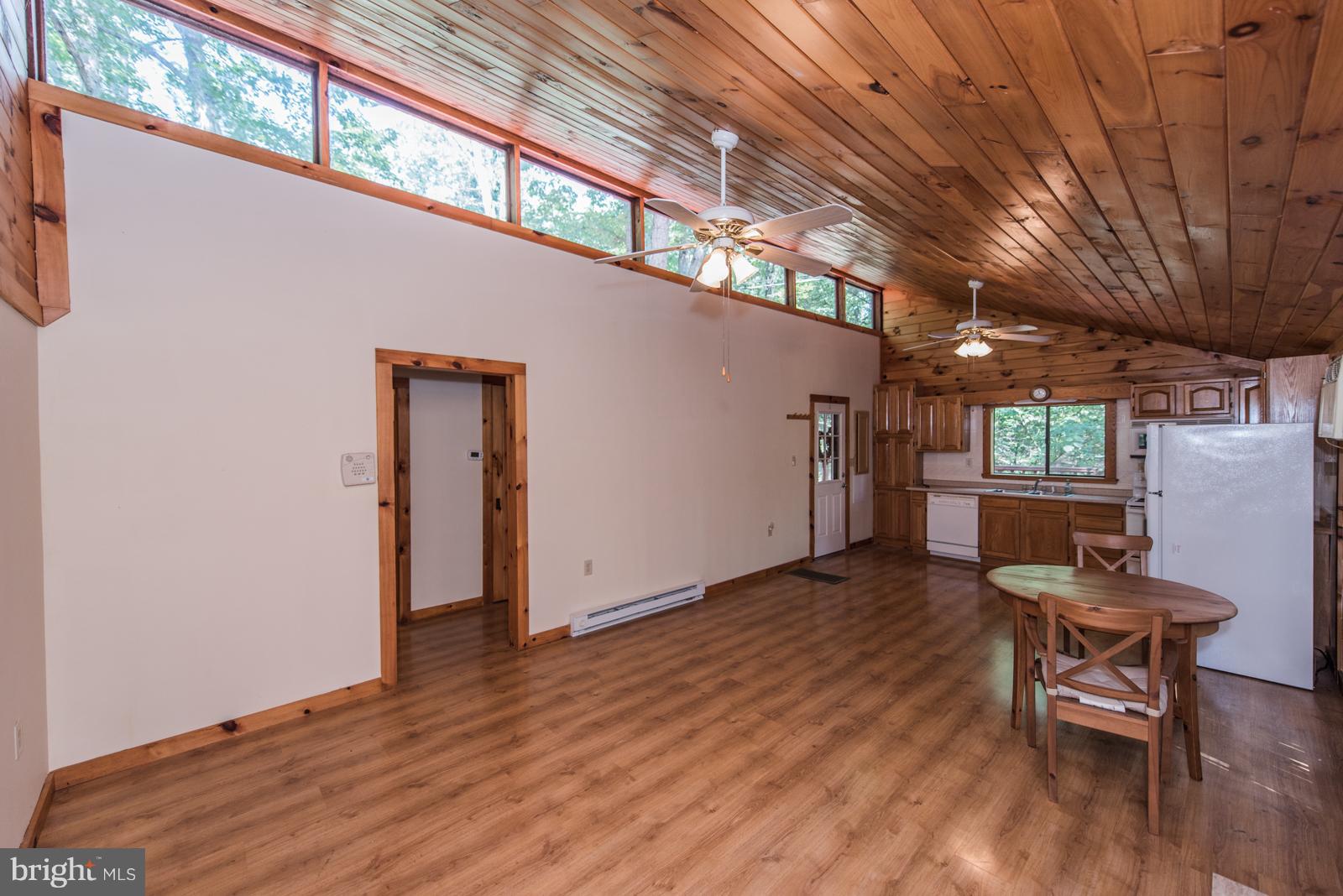 SLEEPY CREEK FOREST - Residential