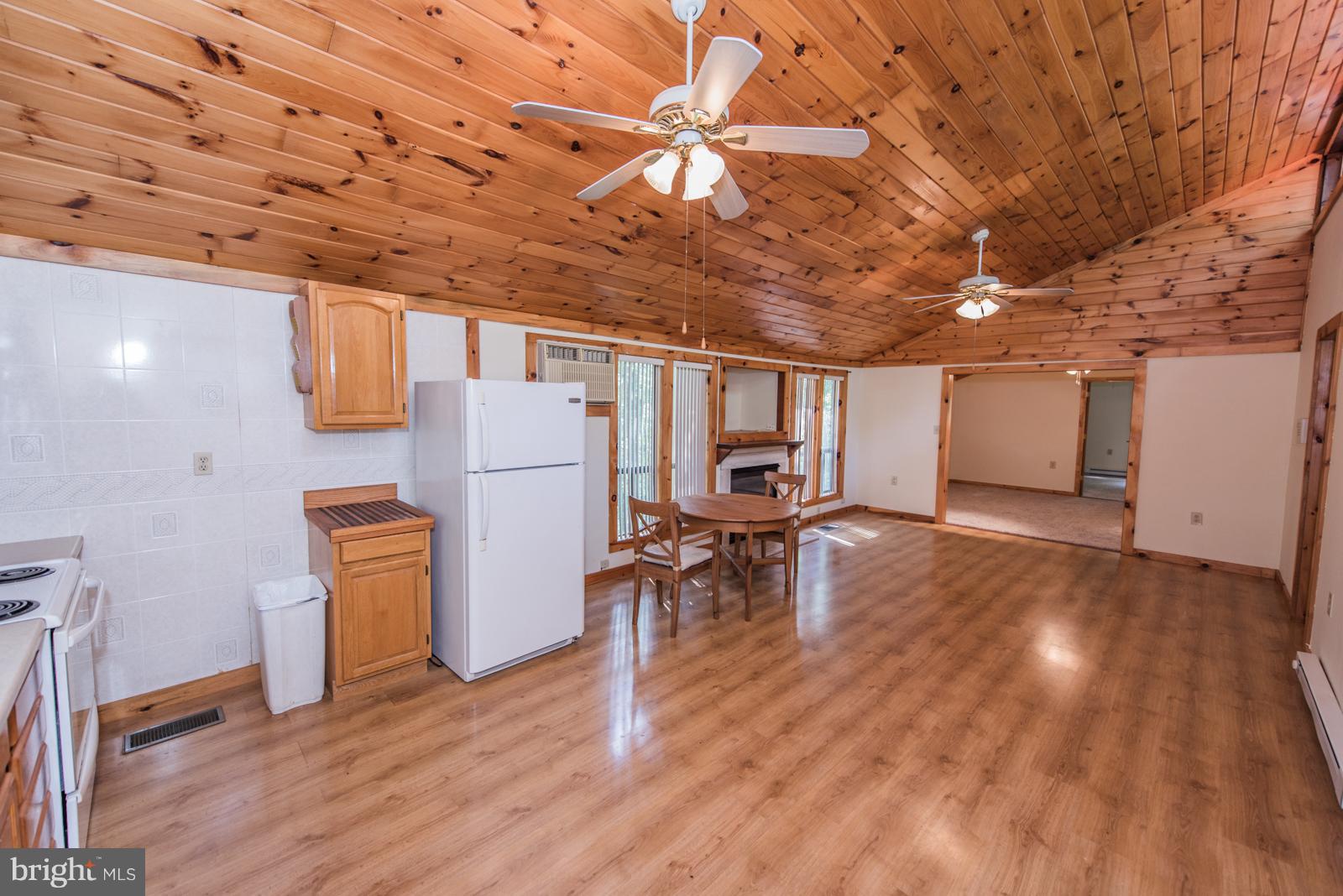 SLEEPY CREEK FOREST - Residential