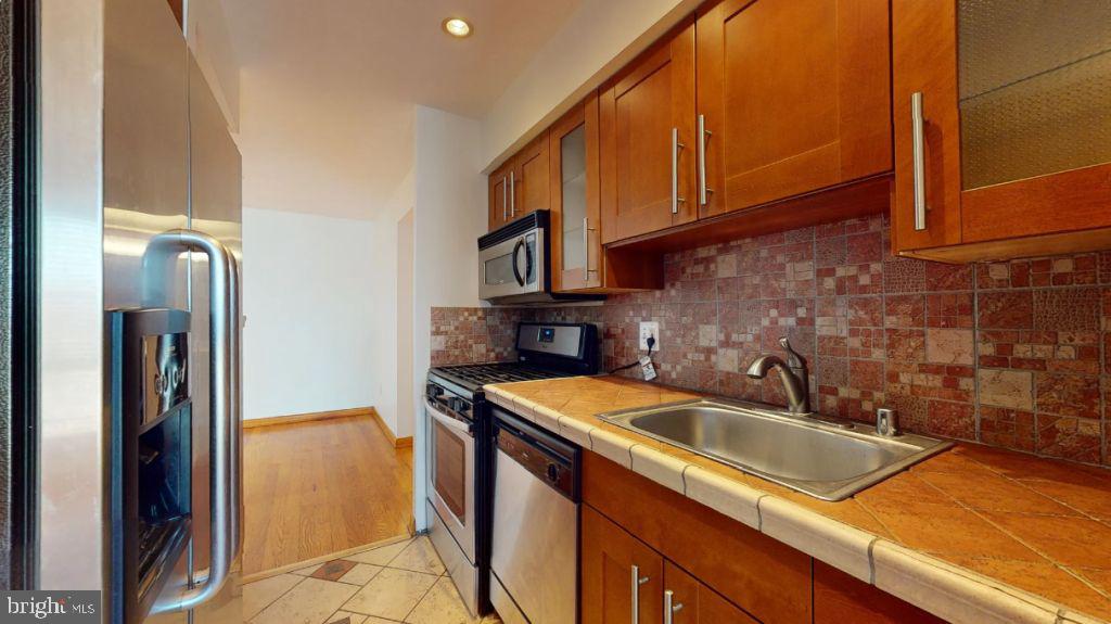 CHESTNUT GROVE - Residential