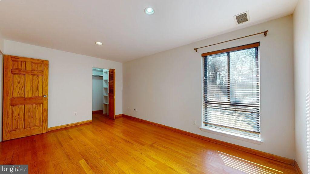 CHESTNUT GROVE - Residential