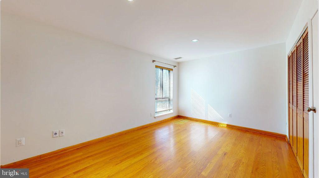 CHESTNUT GROVE - Residential