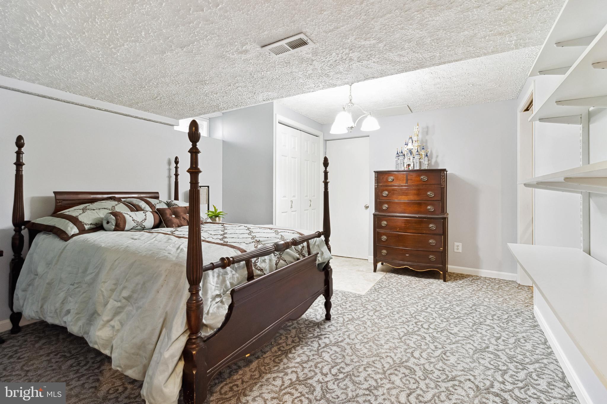 FOREST HILL - Residential