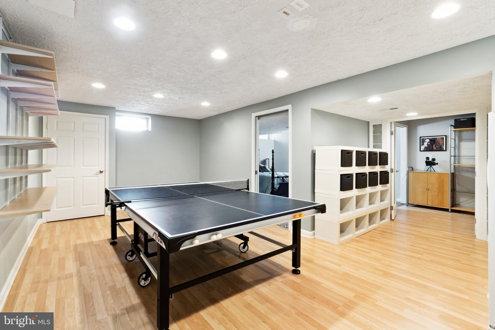 FOREST HILL - Residential