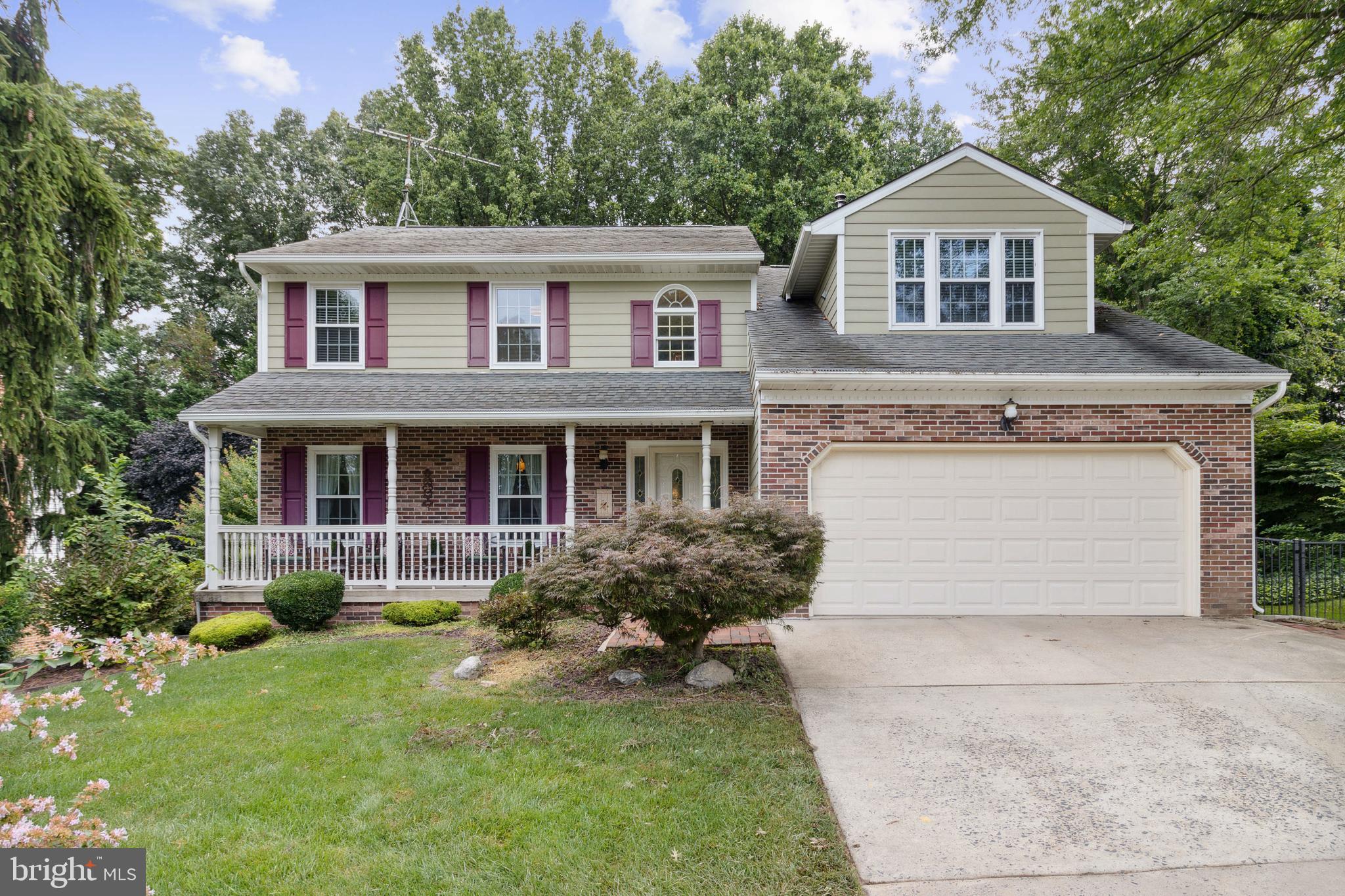 FOREST HILL - Residential