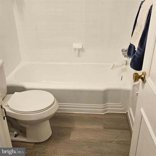 OLD TOWN - Residential Lease