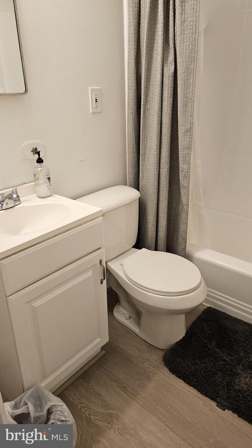 OLD TOWN - Residential Lease