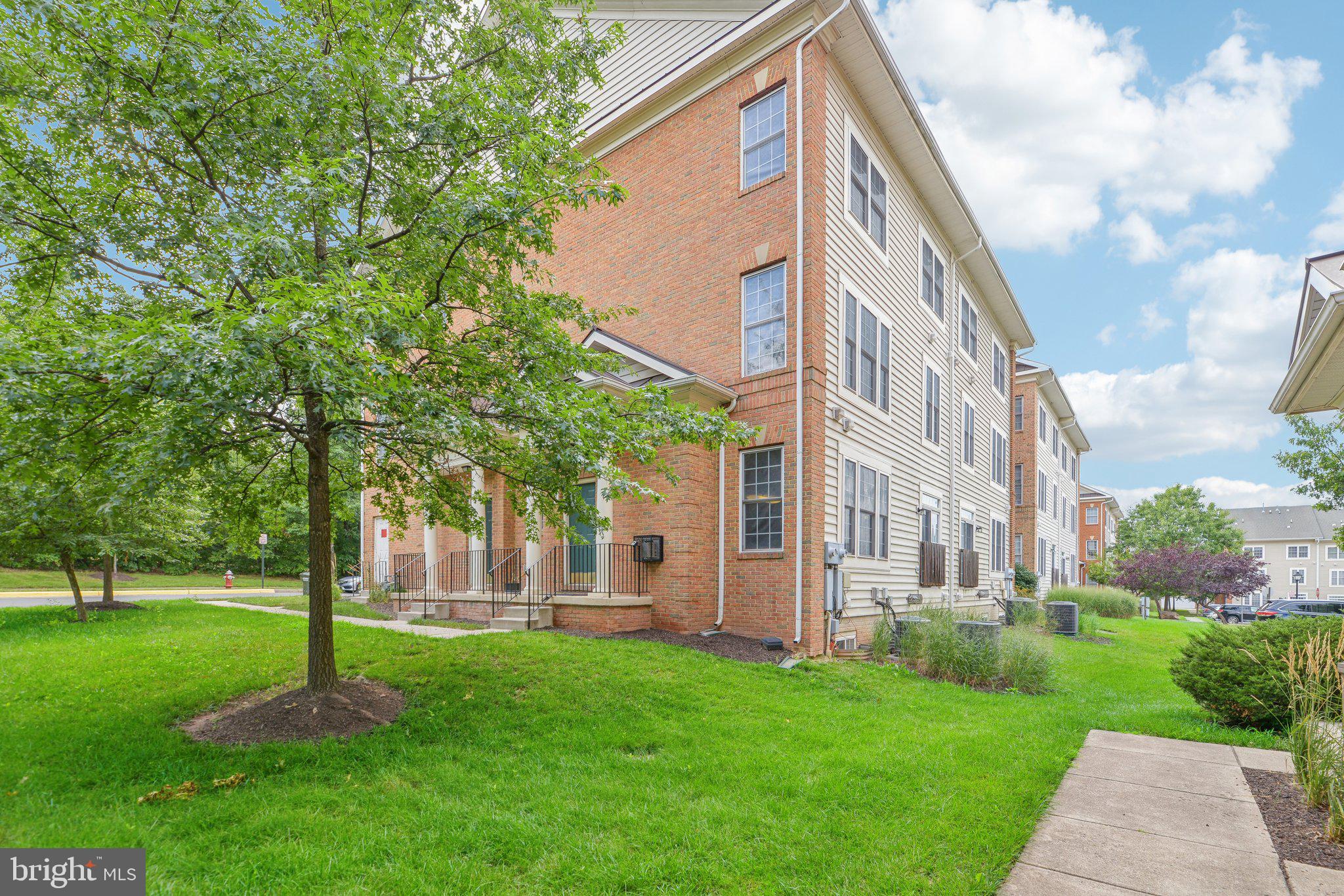 WILLOW OAKS - Residential