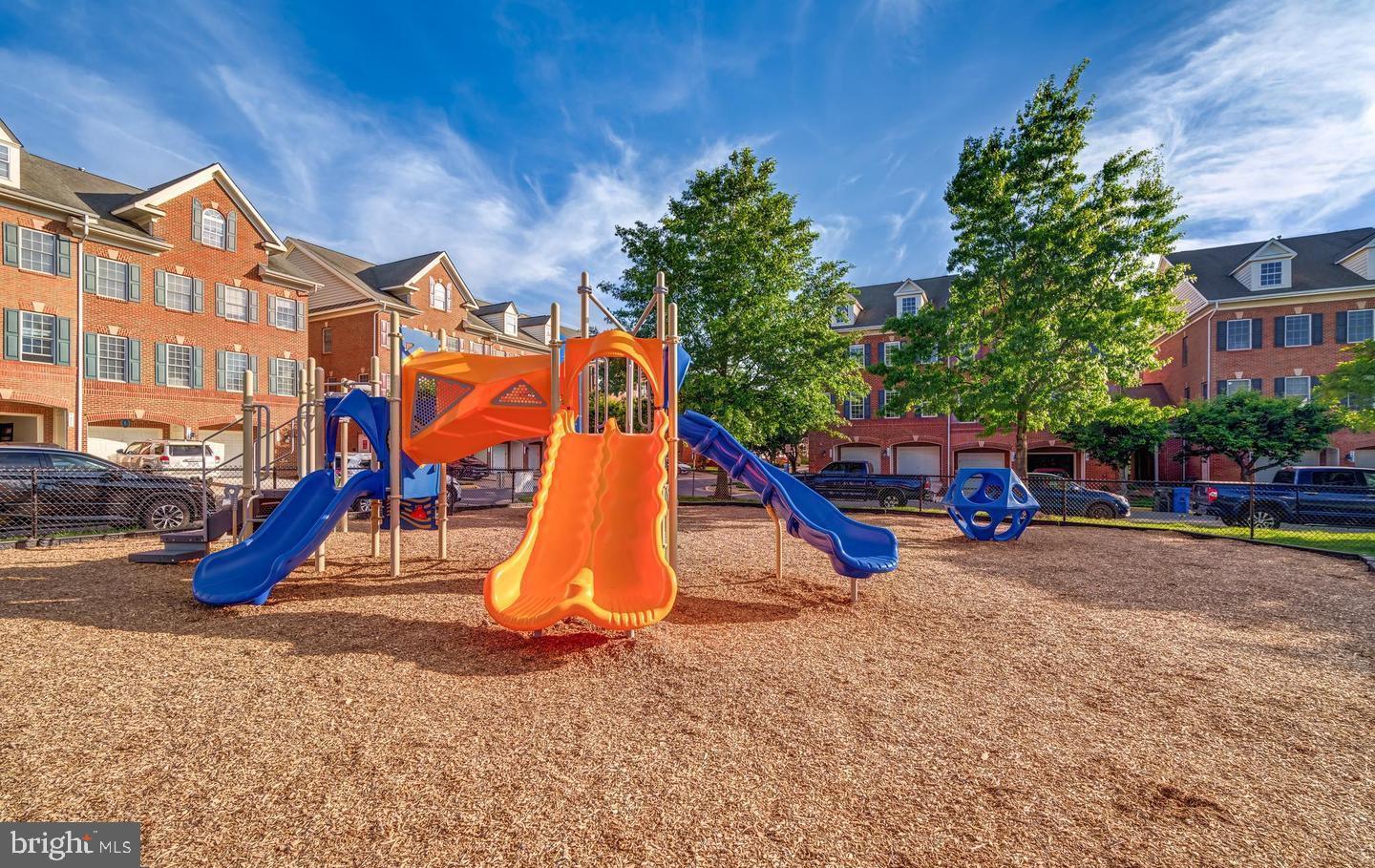 WILLOW OAKS - Residential