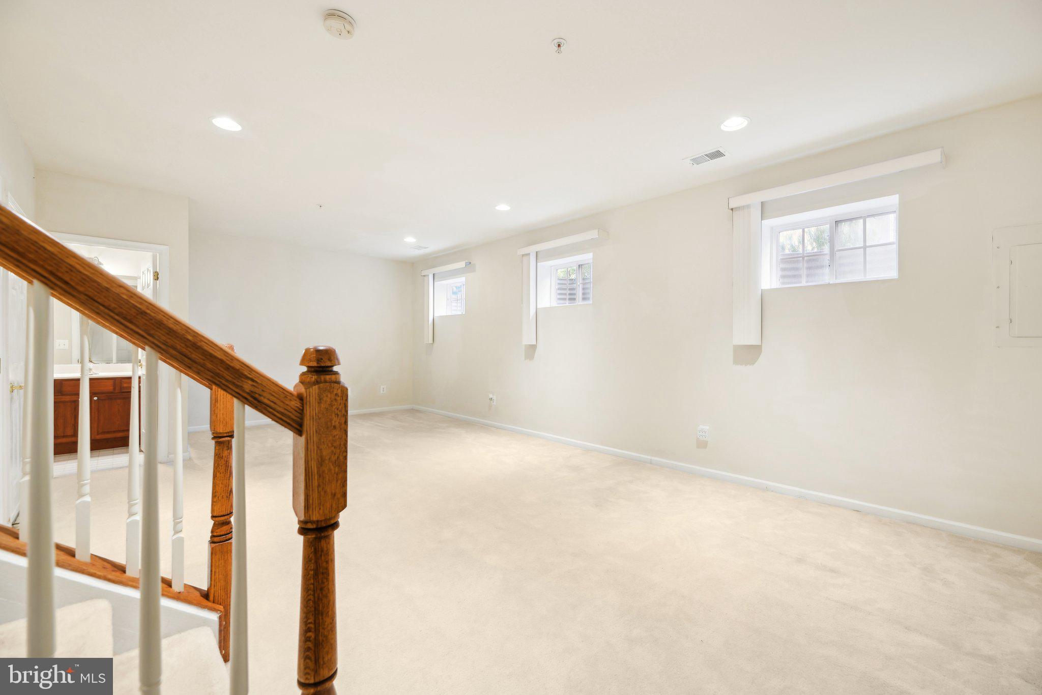 WILLOW OAKS - Residential