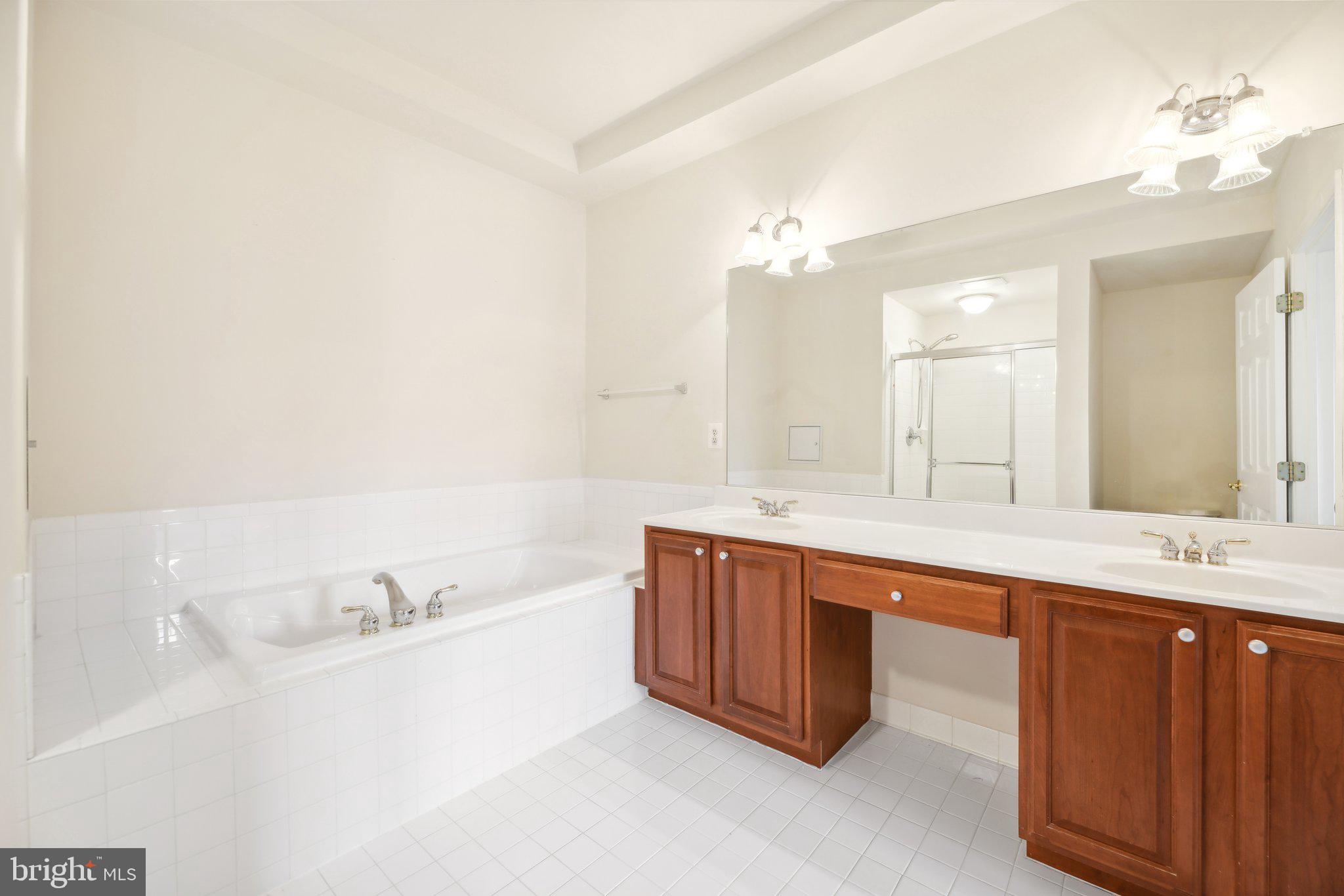 WILLOW OAKS - Residential