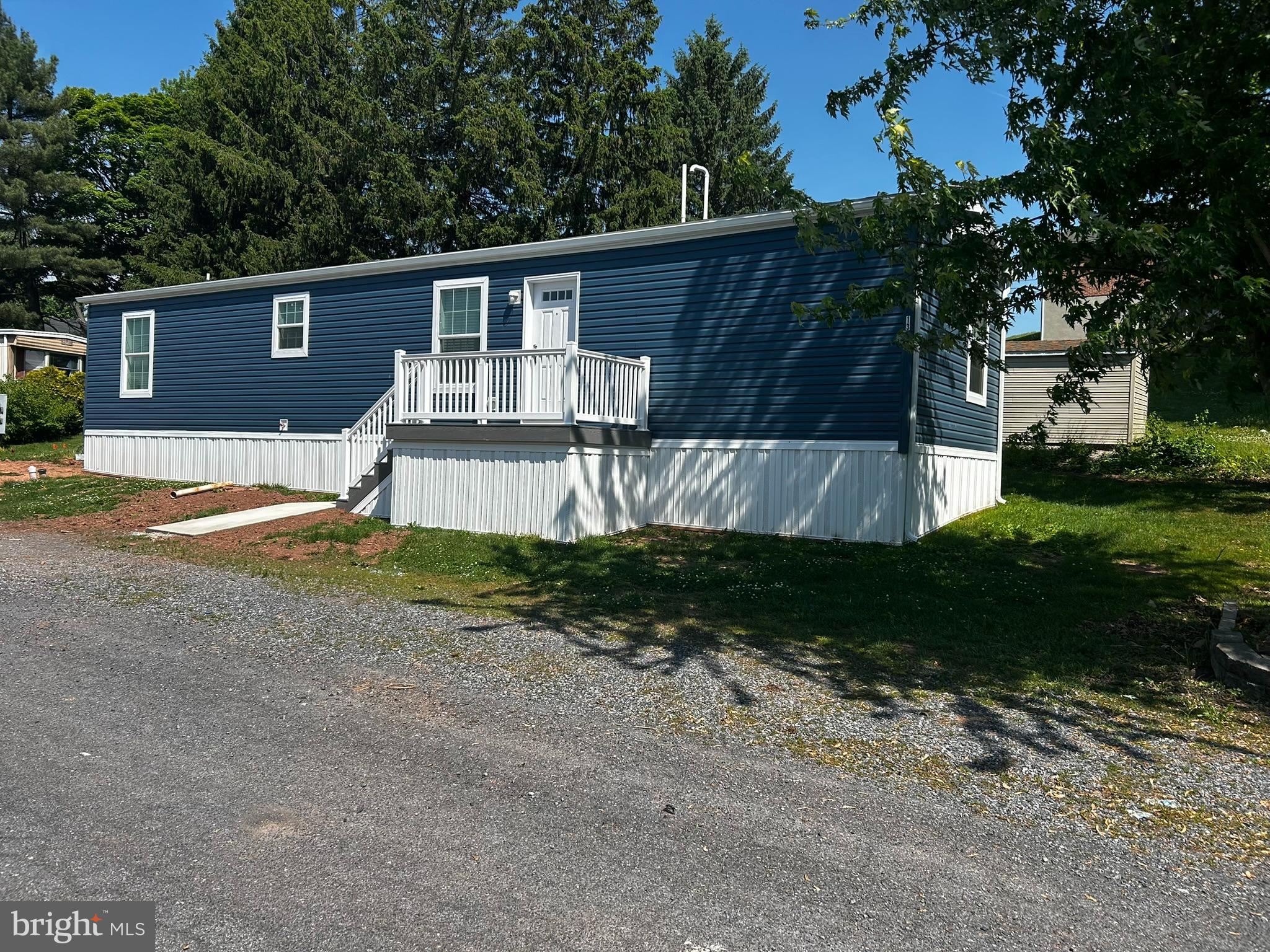 1395 BOWMANSVILLE ROAD 9