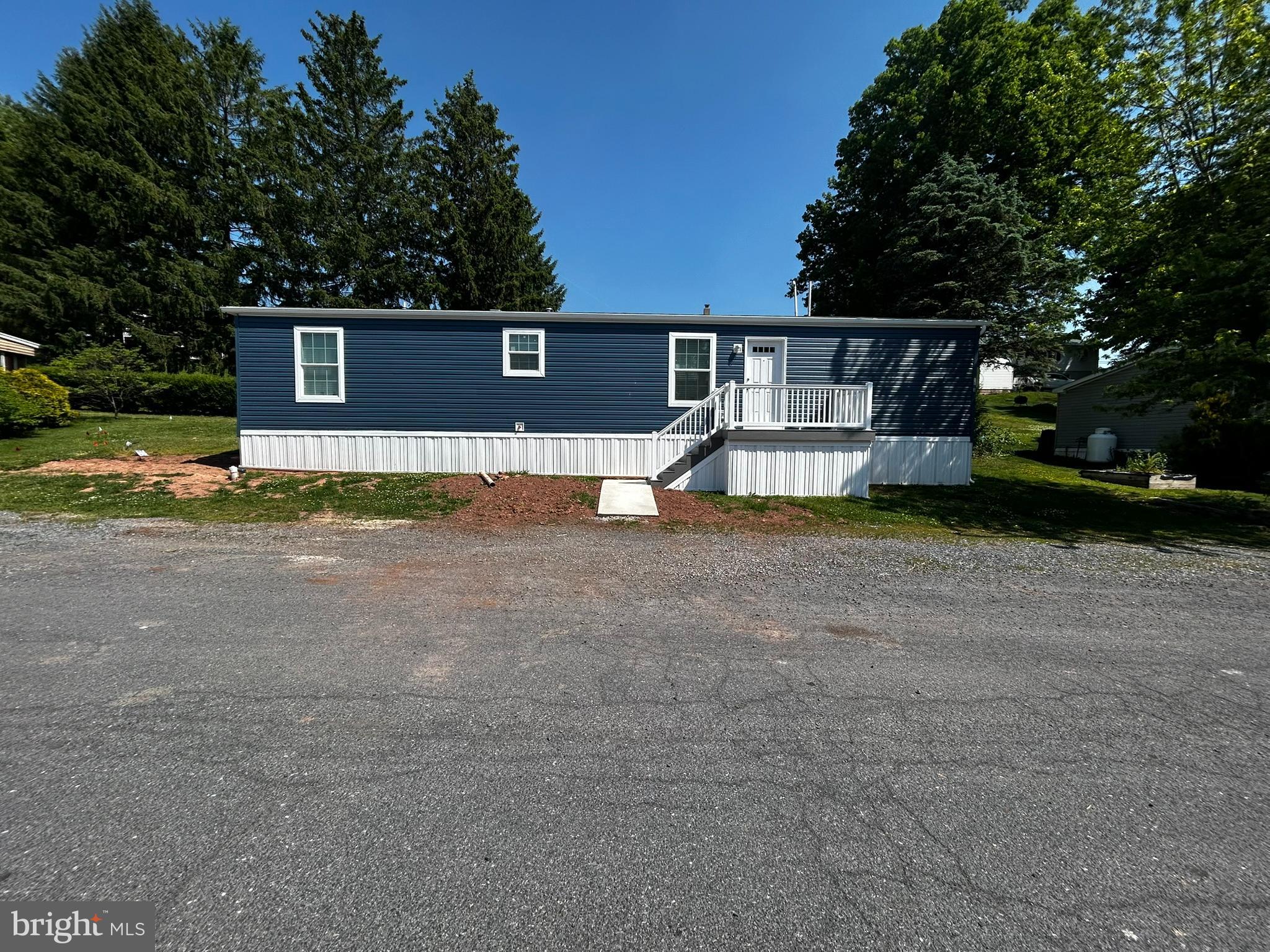 1395 BOWMANSVILLE ROAD 9