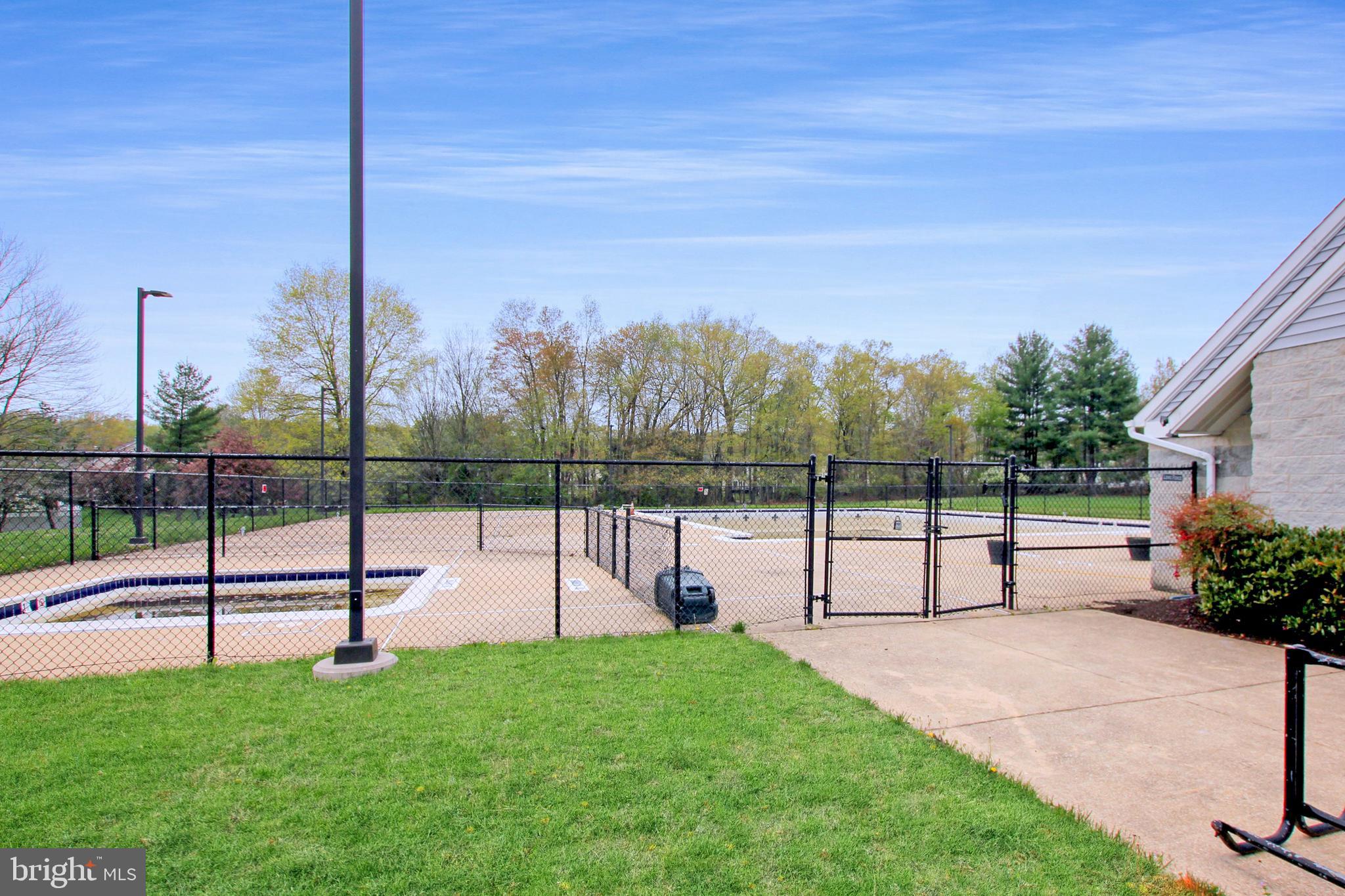 SIMMONS ACRES - Residential Lease