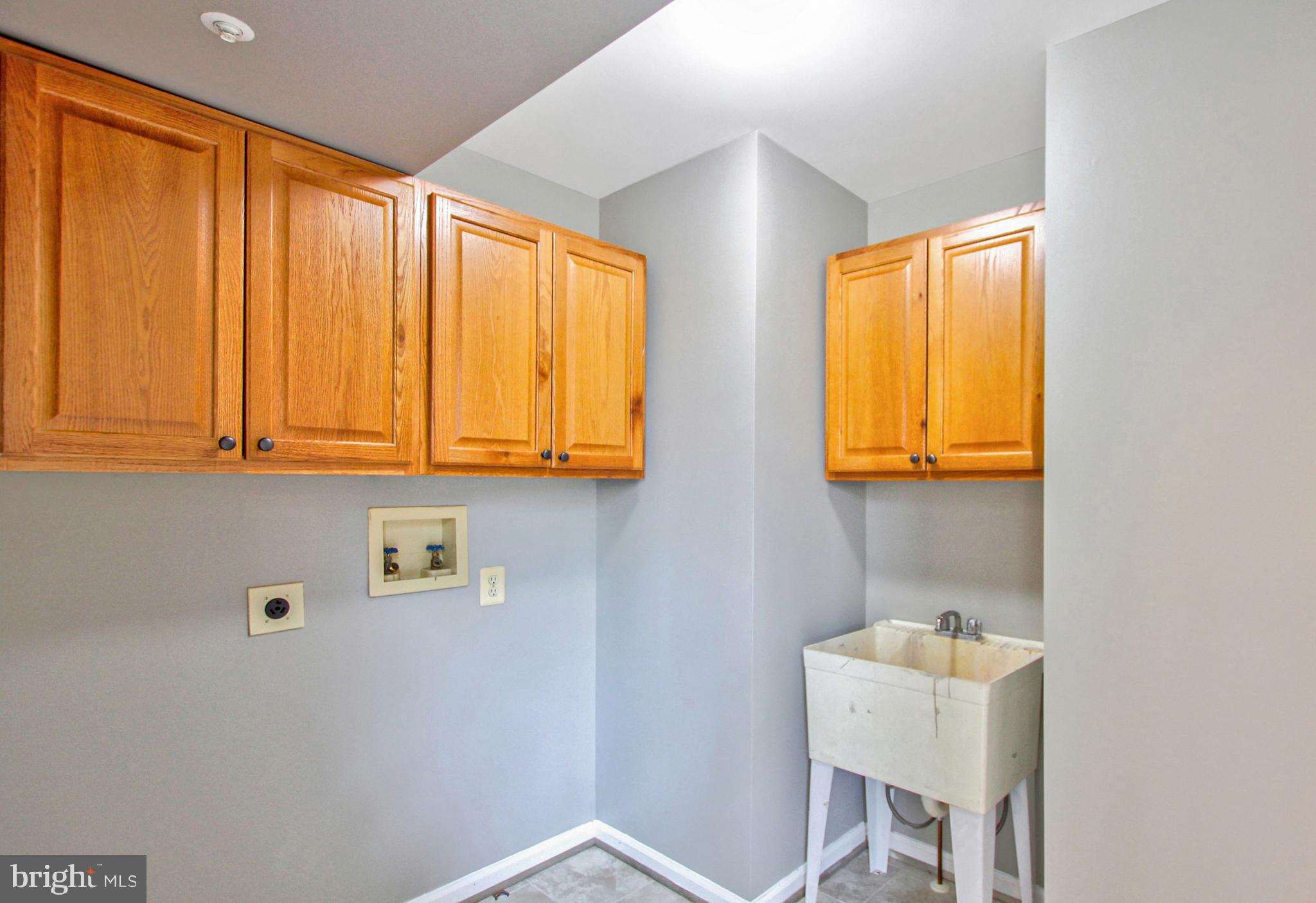 SIMMONS ACRES - Residential Lease