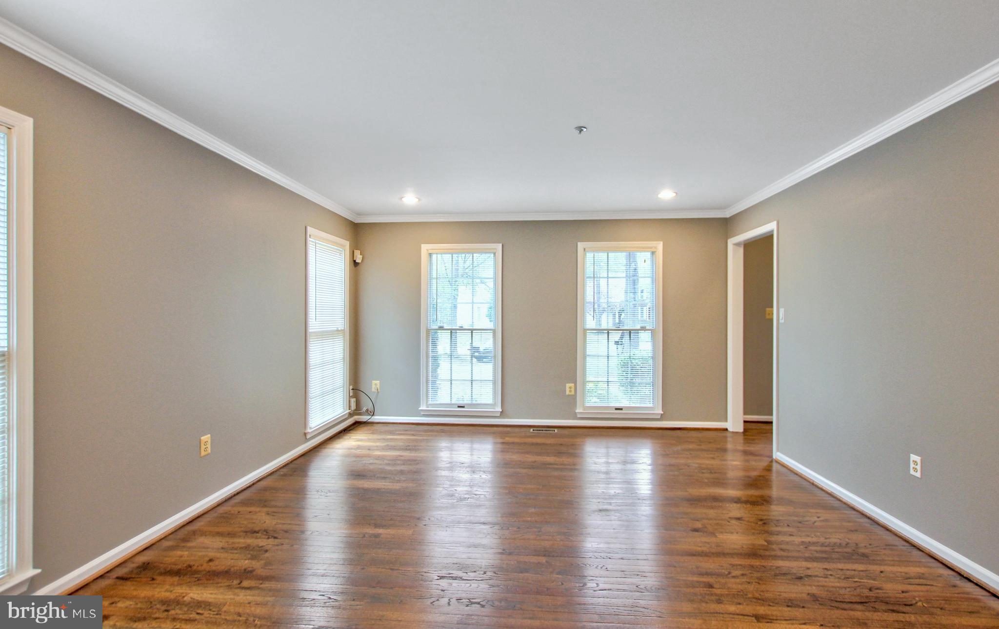 SIMMONS ACRES - Residential Lease