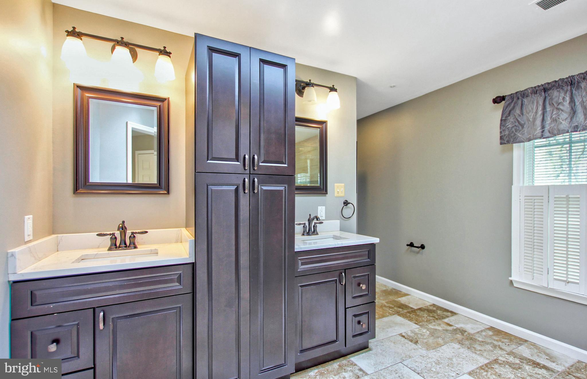 SIMMONS ACRES - Residential Lease