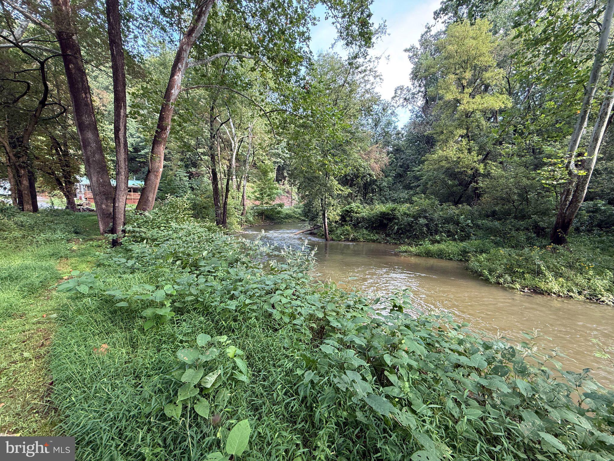 8263 RAYSTOWN ROAD