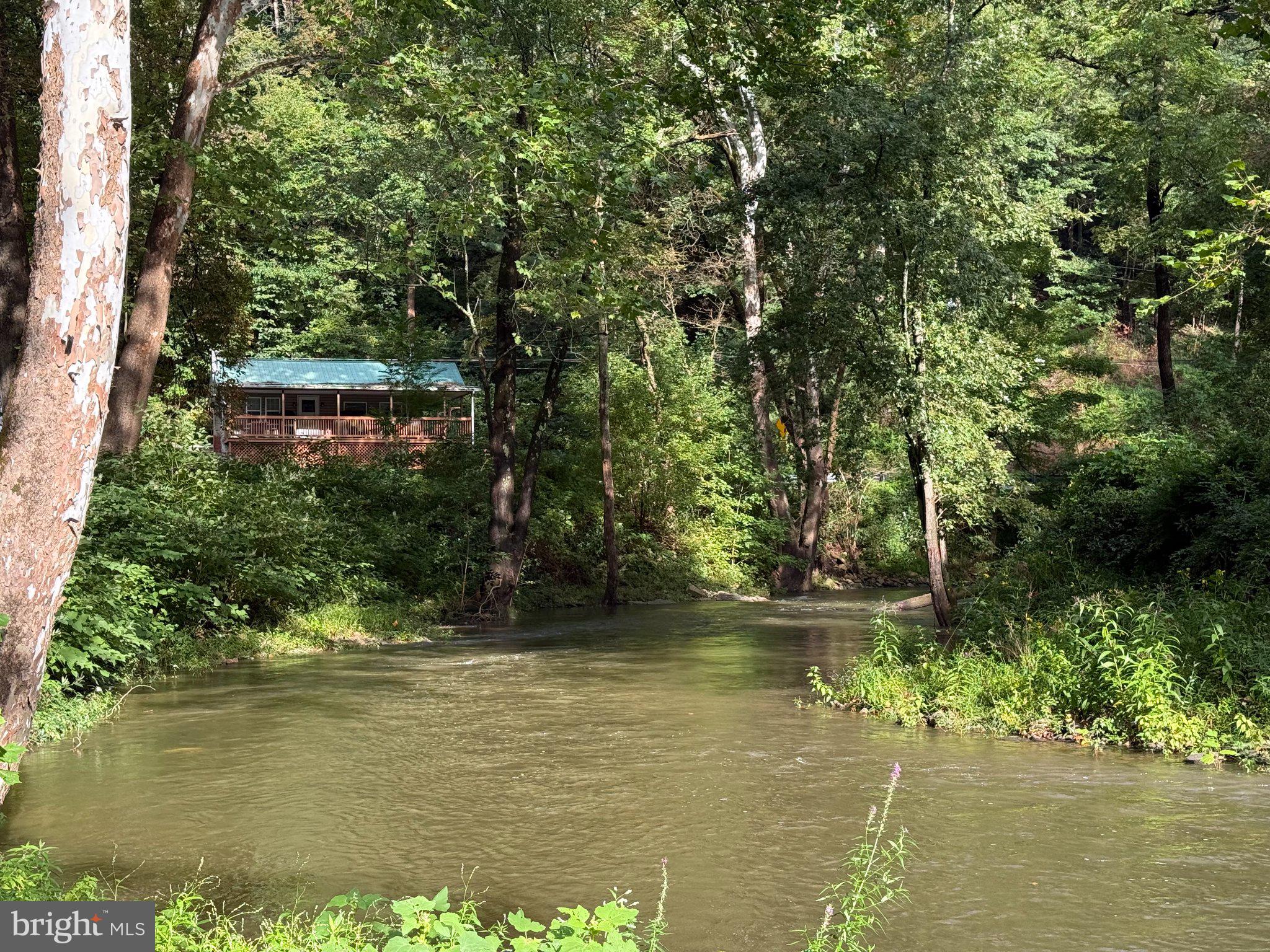 8263 RAYSTOWN ROAD