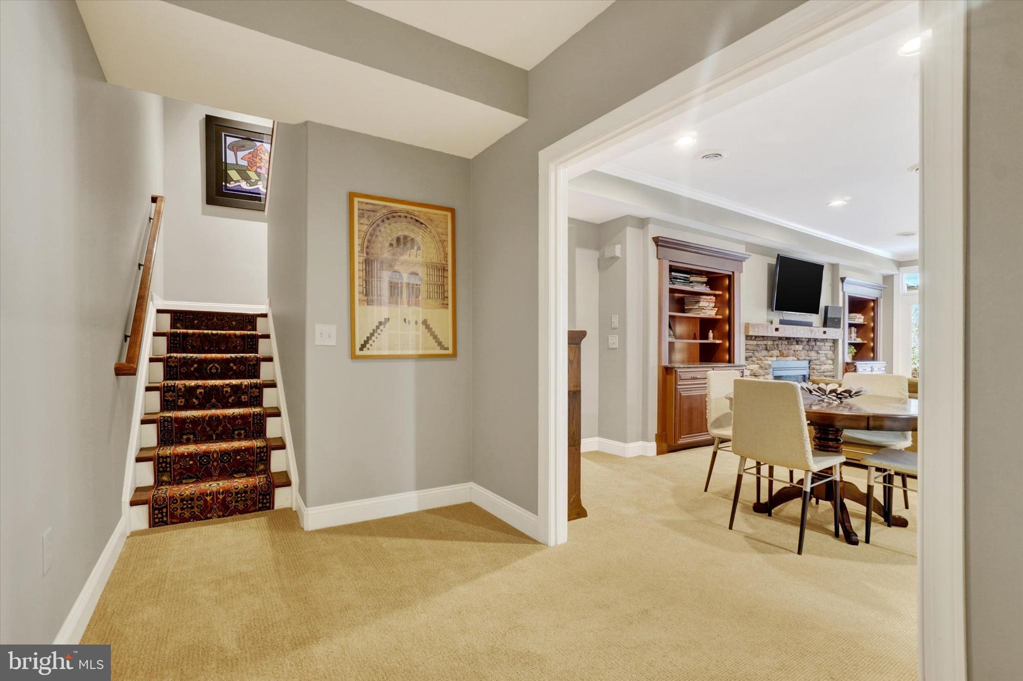 CHANTICLEER - Residential