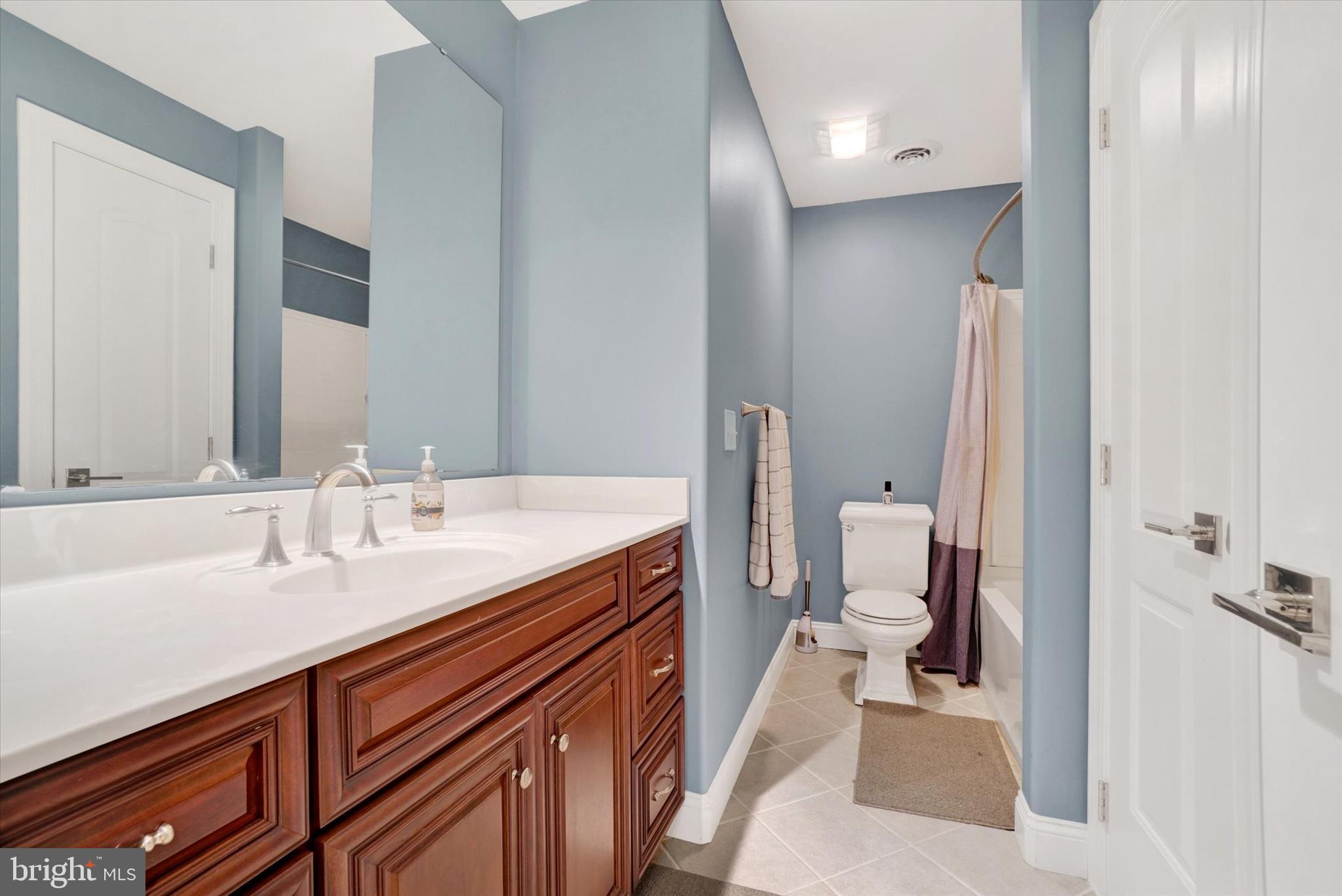 CHANTICLEER - Residential